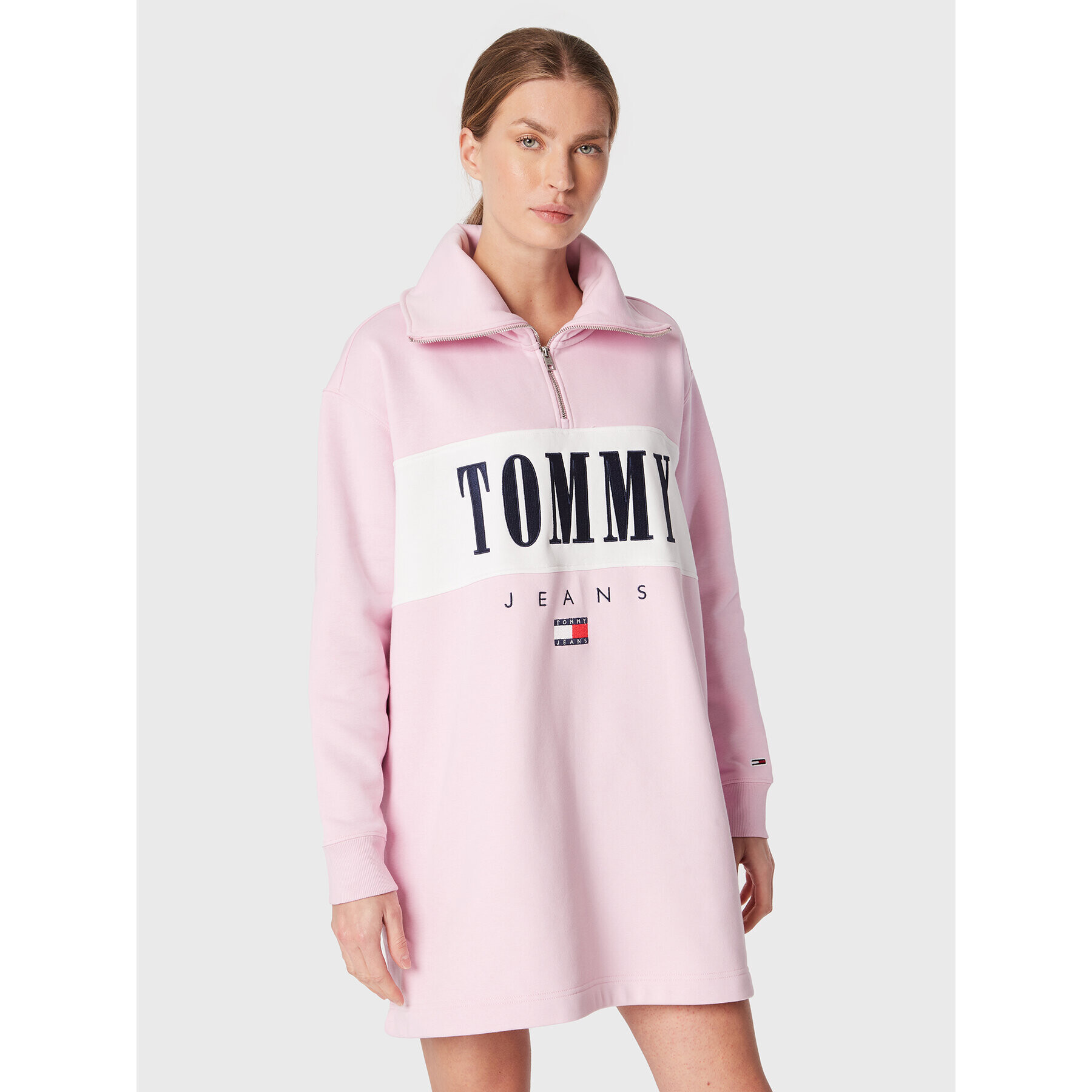 Tommy Jeans Pletena obleka Auth Serif 2 DW0DW14413 Roza Regular Fit - Pepit.si