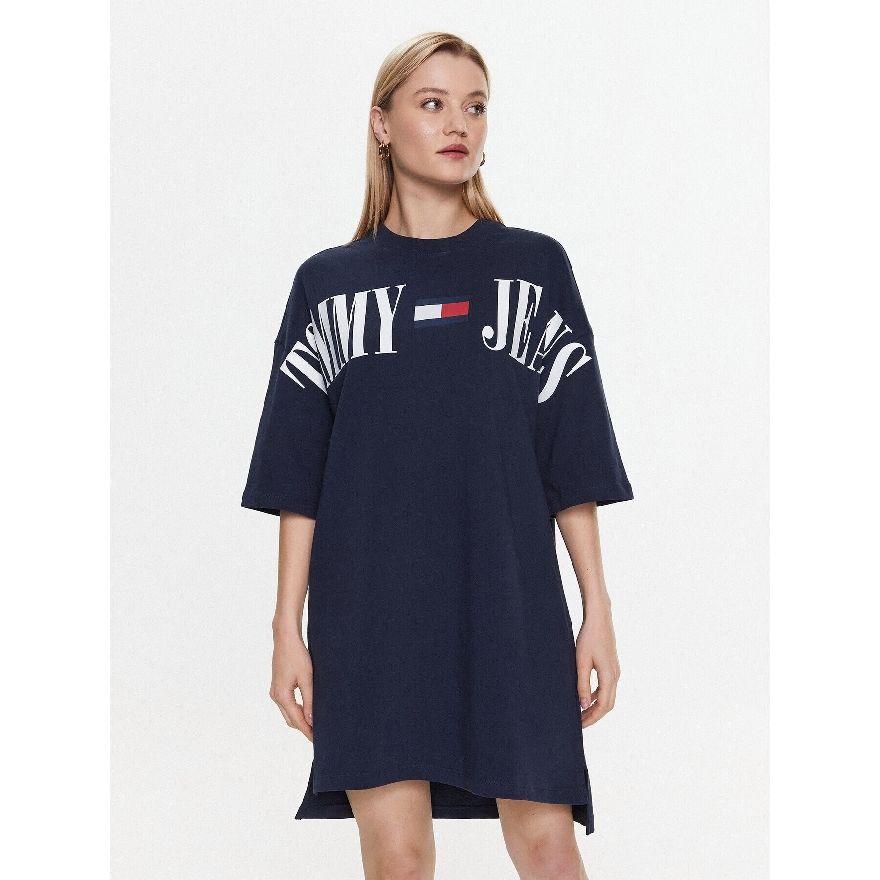 Tommy Jeans Poletna obleka Archive DW0DW15756 Mornarsko modra Oversize - Pepit.si