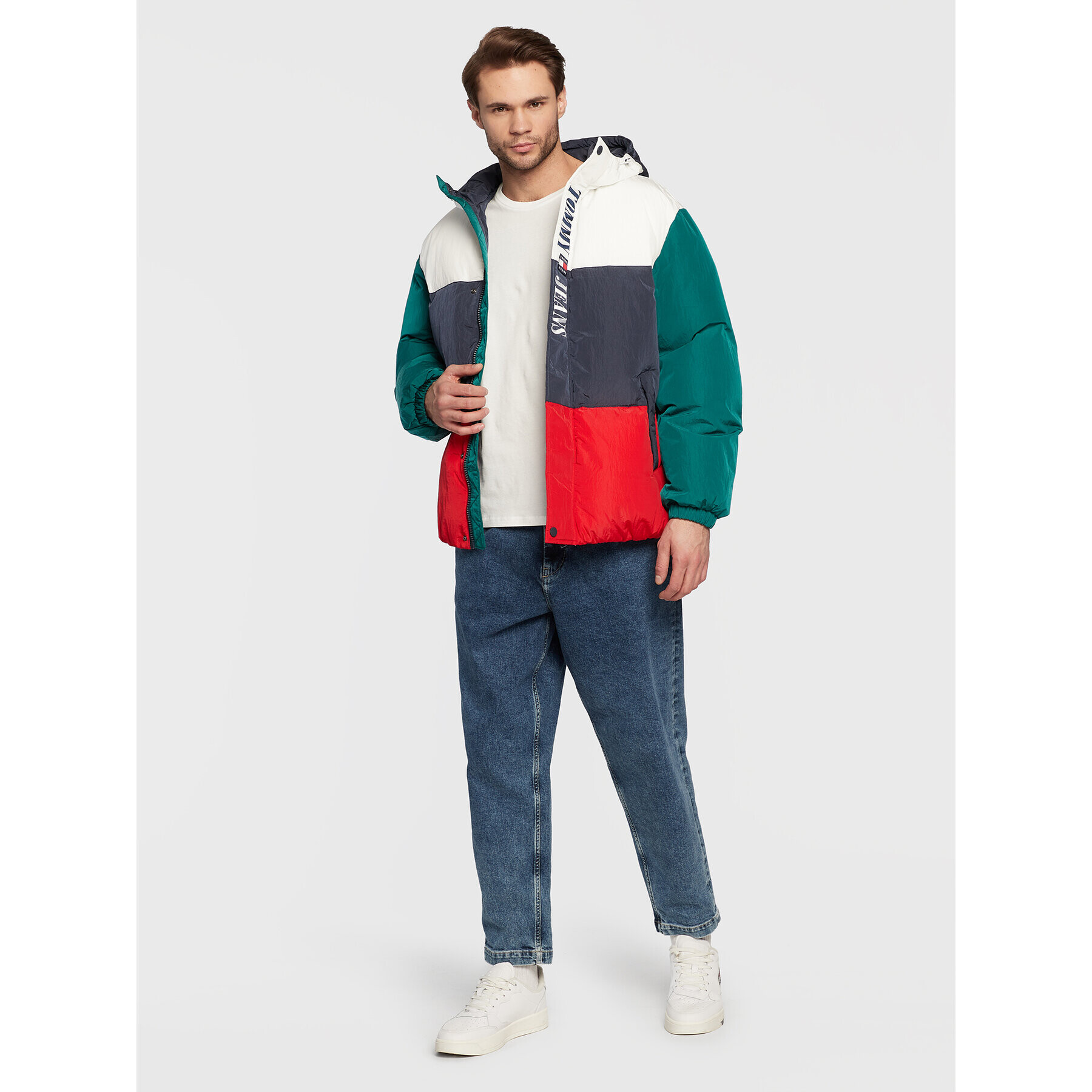 Tommy Jeans Puhovka Archive Colorblock DM0DM14457 Pisana Oversize - Pepit.si