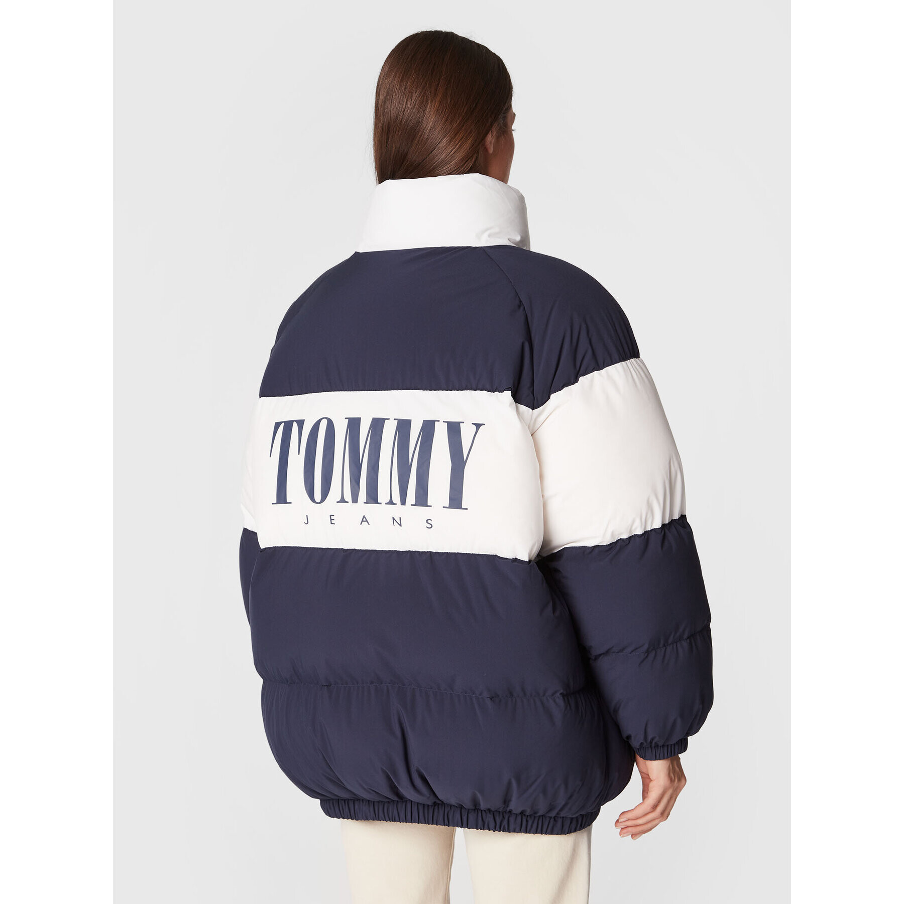 Tommy Jeans Puhovka Fashion DW0DW14306 Mornarsko modra Oversize - Pepit.si