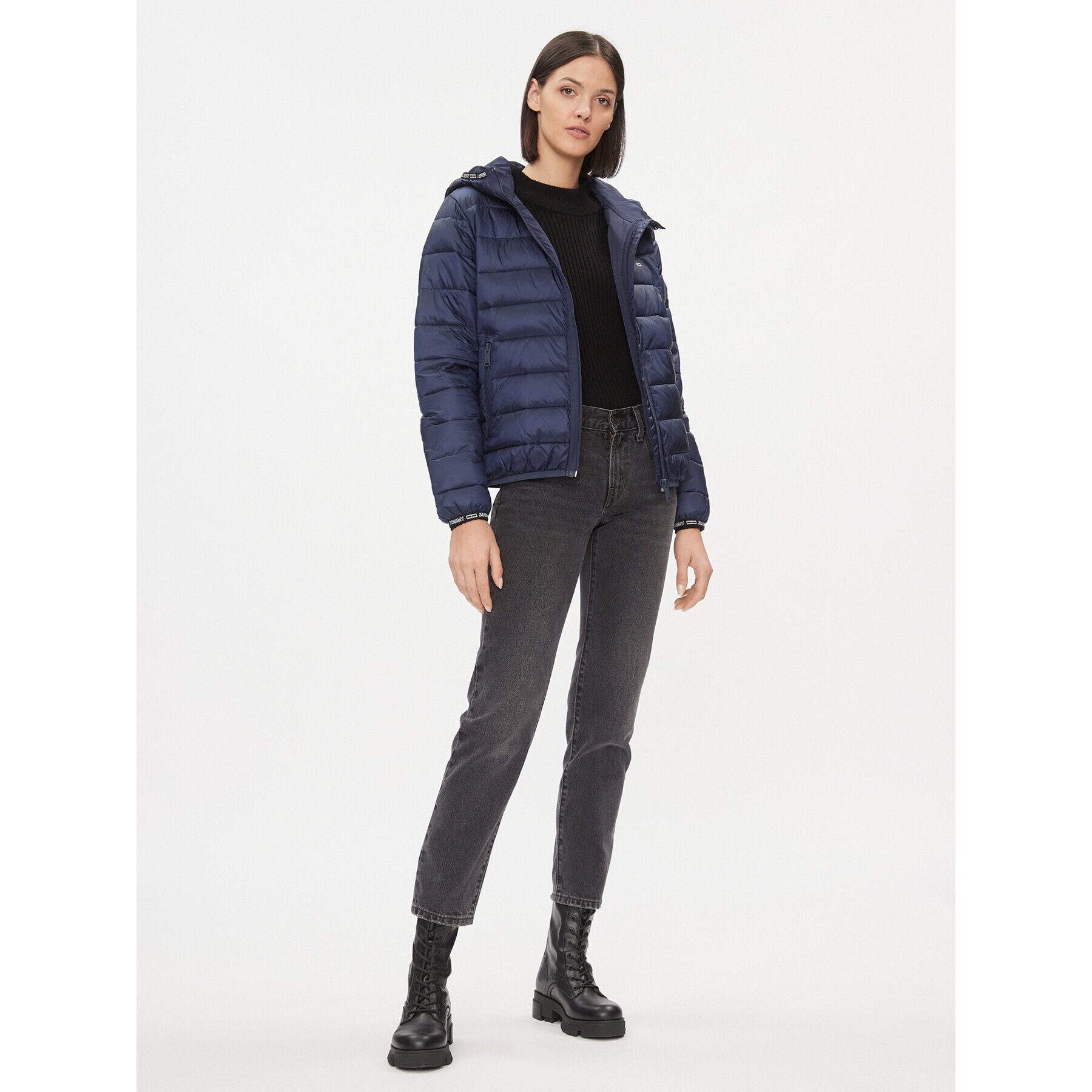 Tommy Jeans Puhovka Quilted DW0DW09350 Mornarsko modra Regular Fit - Pepit.si