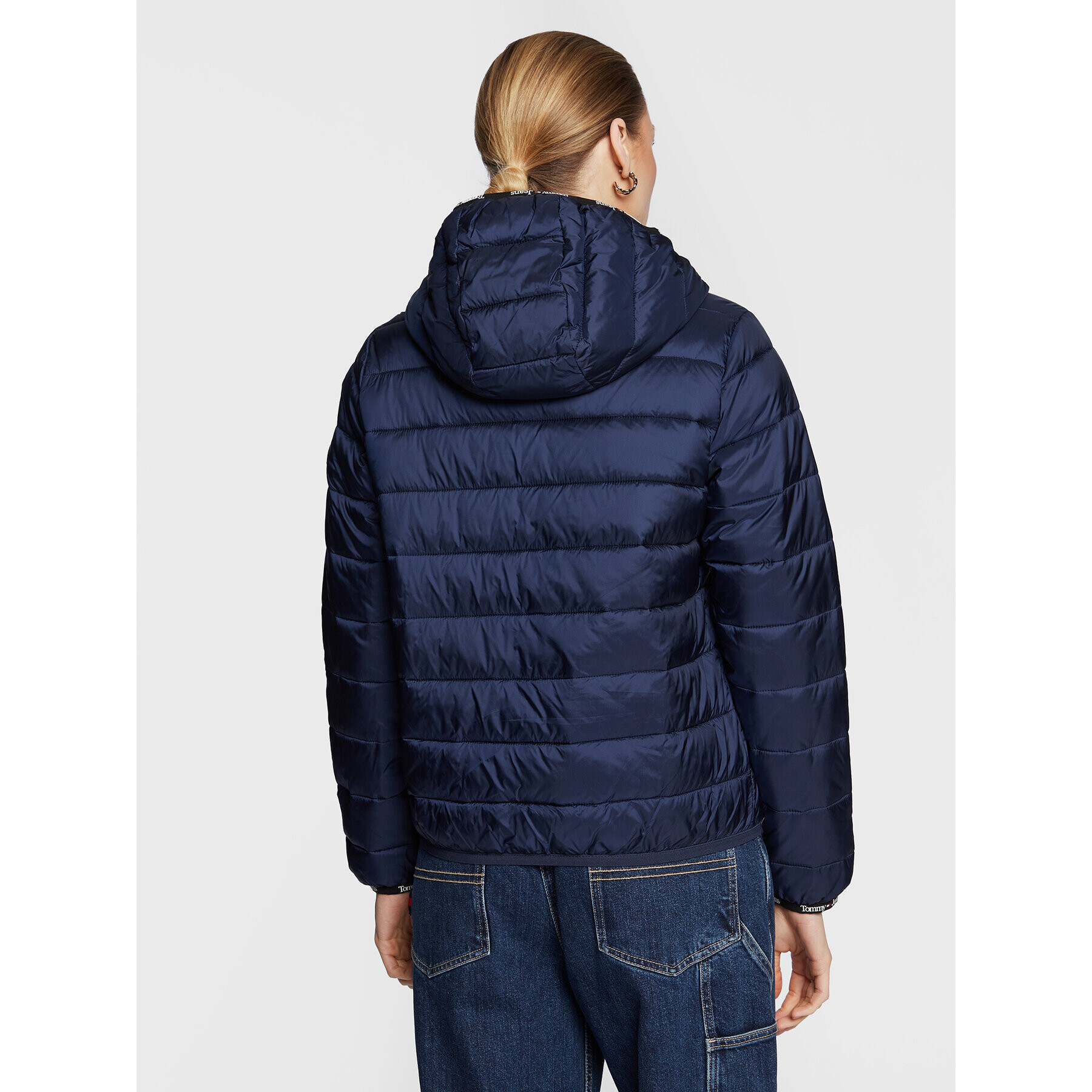 Tommy Jeans Puhovka Quilted Tape DW0DW15168 Mornarsko modra Regular Fit - Pepit.si