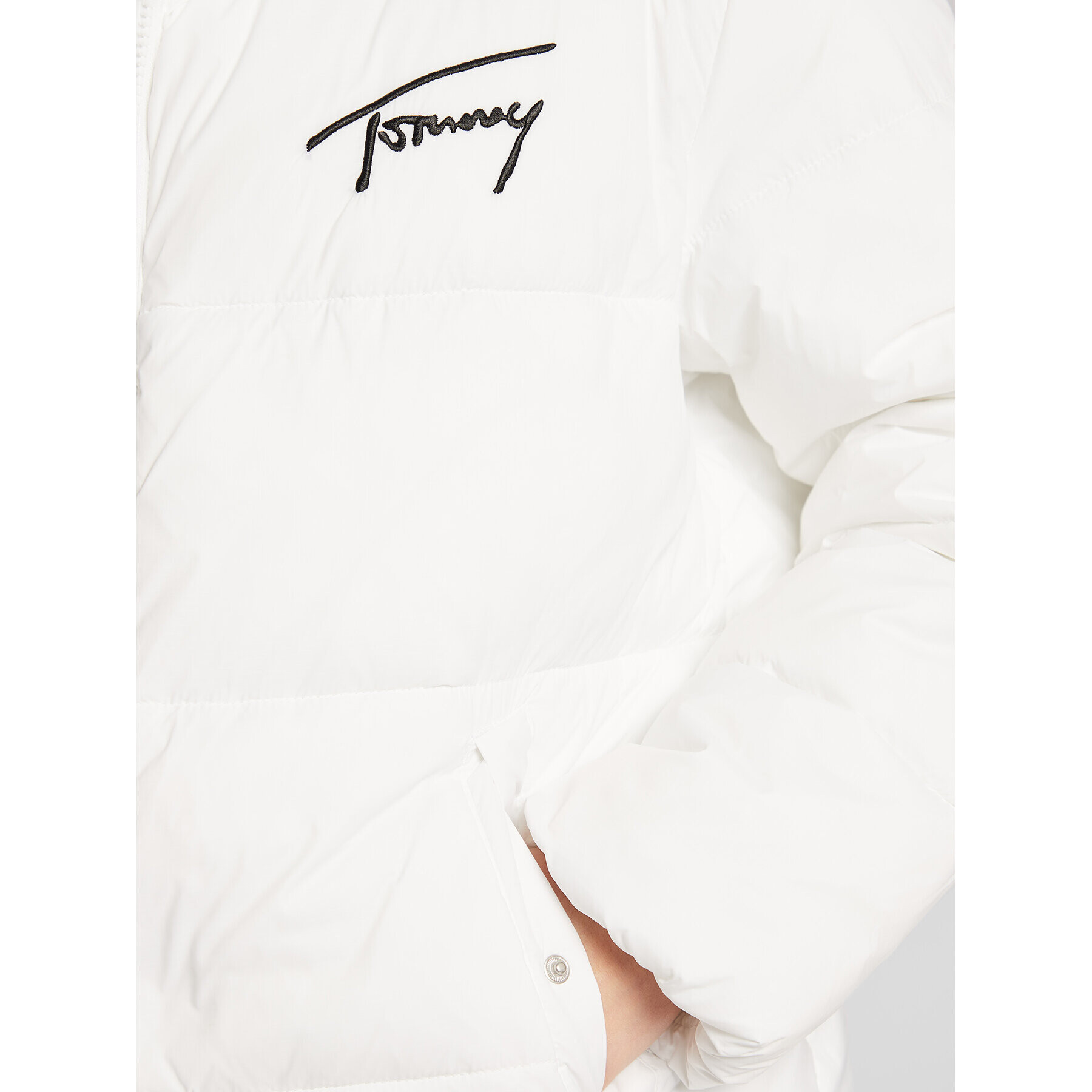 Tommy Jeans Puhovka Signature Modern DW0DW14660 Bela Relaxed Fit - Pepit.si