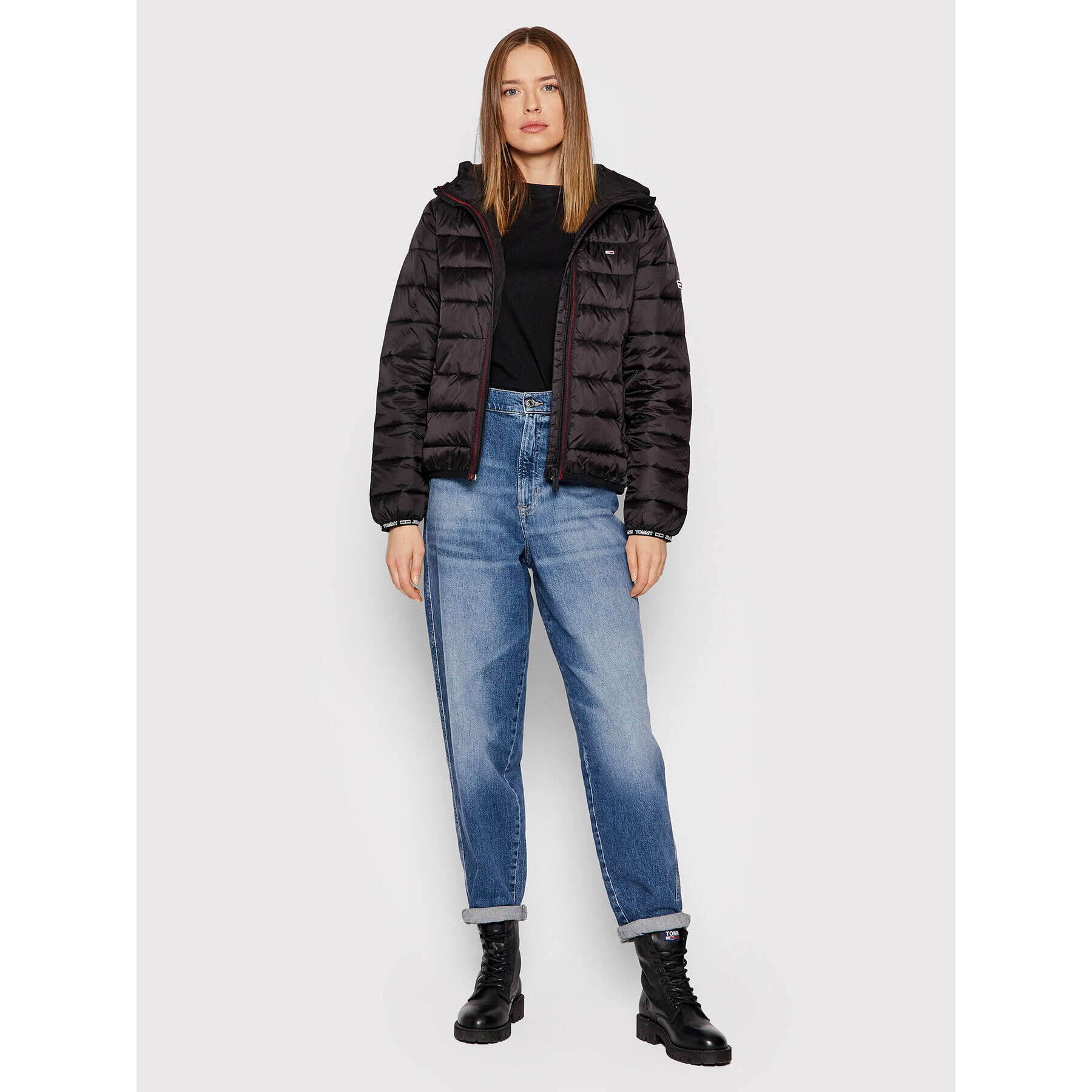 Tommy Jeans Puhovka Tjw Quilted Tape DW0DW09350 Črna Regular Fit - Pepit.si