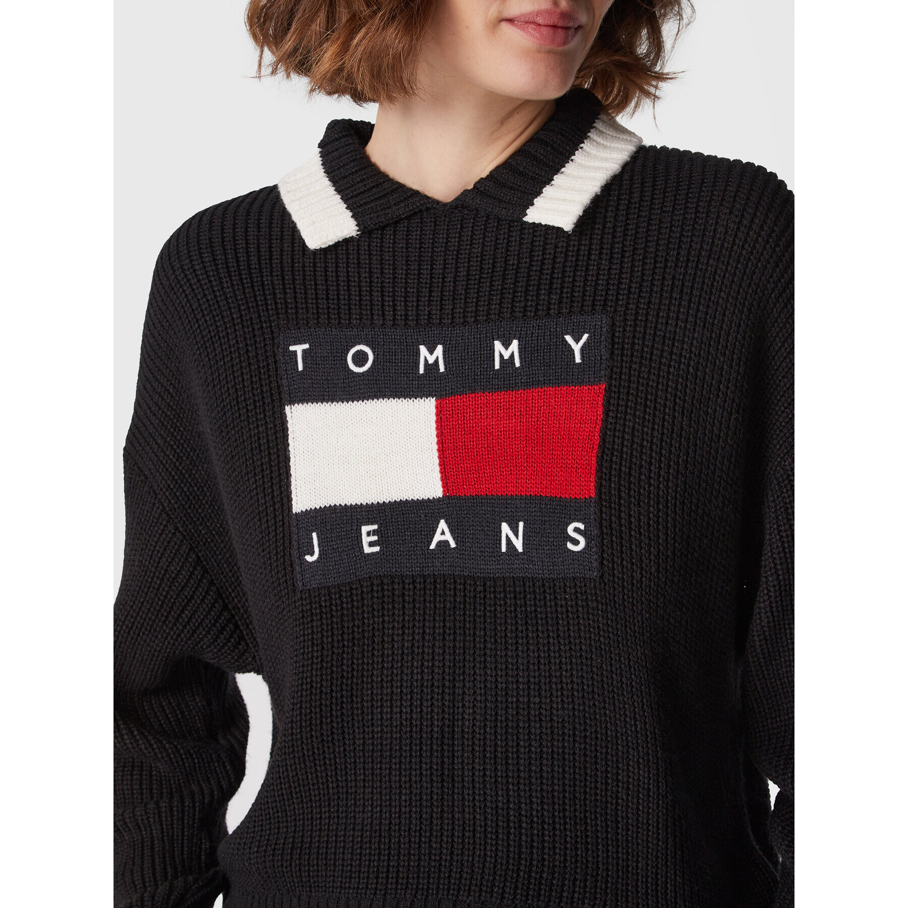 Tommy Jeans Pulover Flag DW0DW14951 Črna Regular Fit - Pepit.si