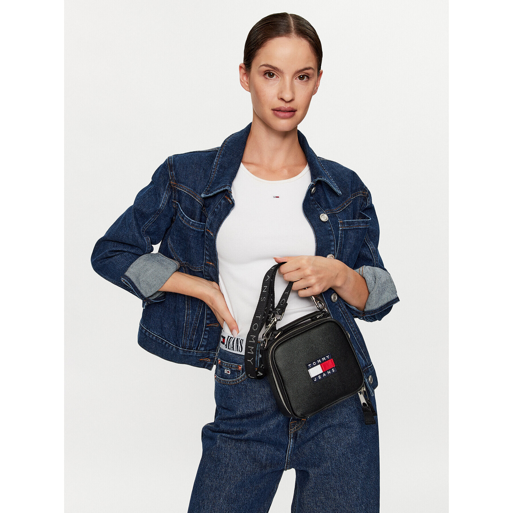 Tommy Jeans Ročna torba Heritage Crosover AW0AW14835 Črna - Pepit.si