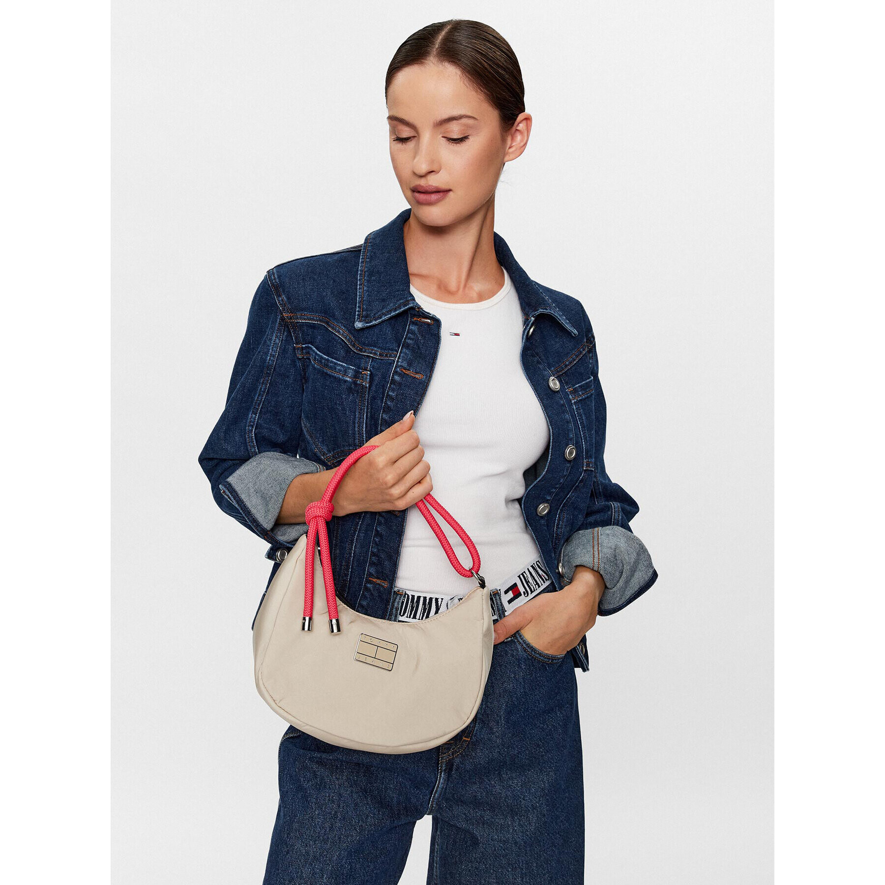 Tommy Jeans Ročna torba Tjm Beach Summer Shoulder Bag AW0AW14580 Bež - Pepit.si