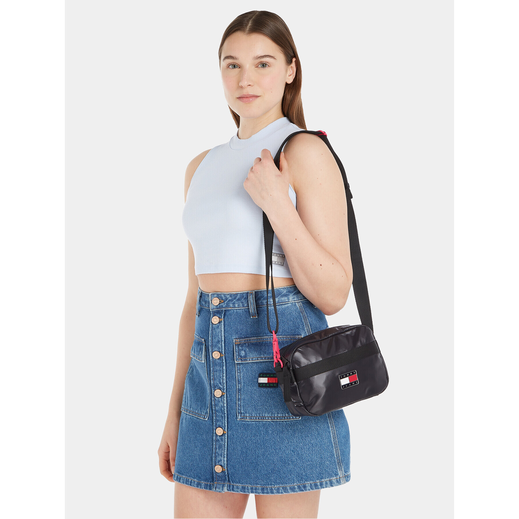 Tommy Jeans Ročna torba Tjw Black Ink Camera Bag AW0AW15424 Črna - Pepit.si