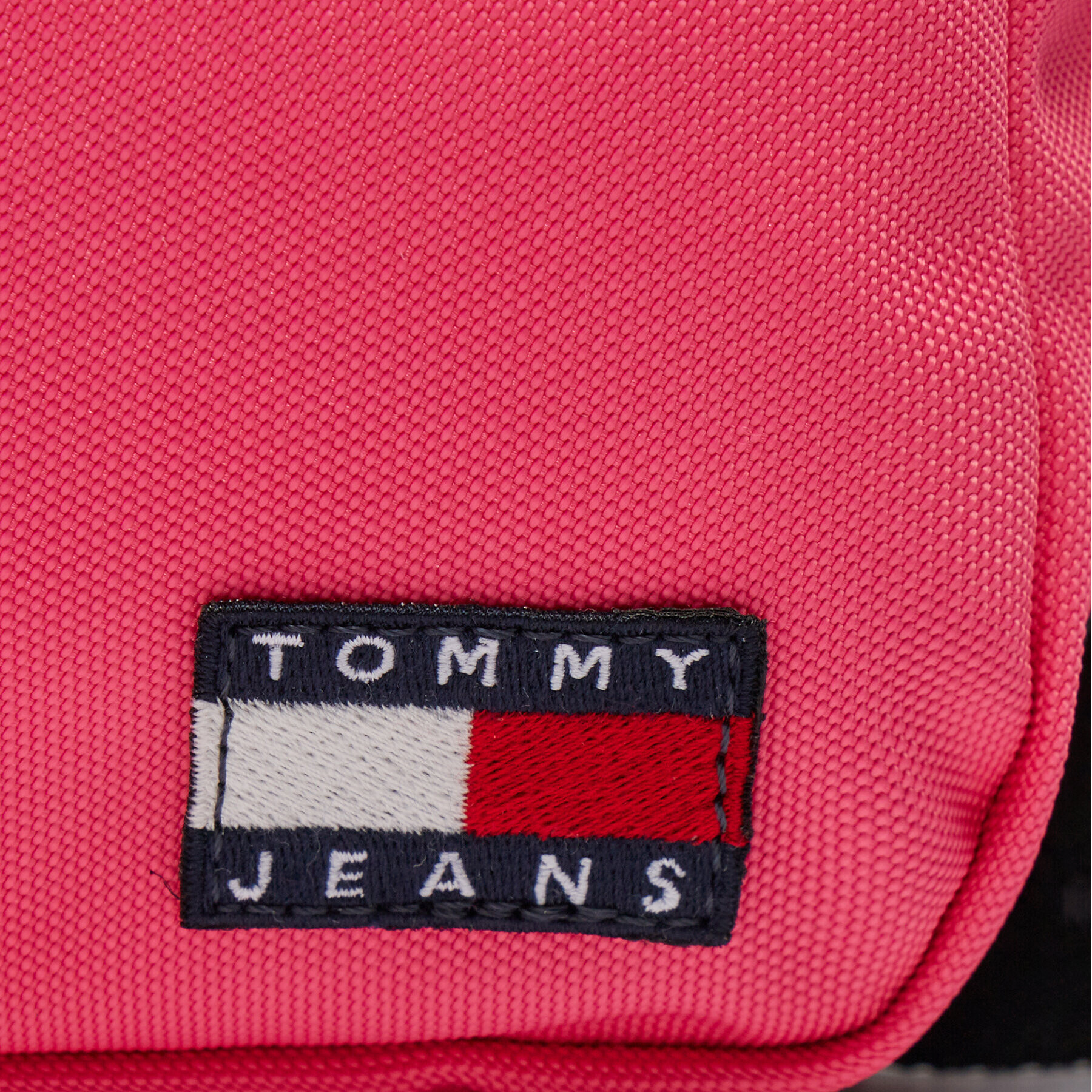 Tommy Jeans Ročna torba Tjw Essential Daily Crossover AW0AW15818 Roza - Pepit.si