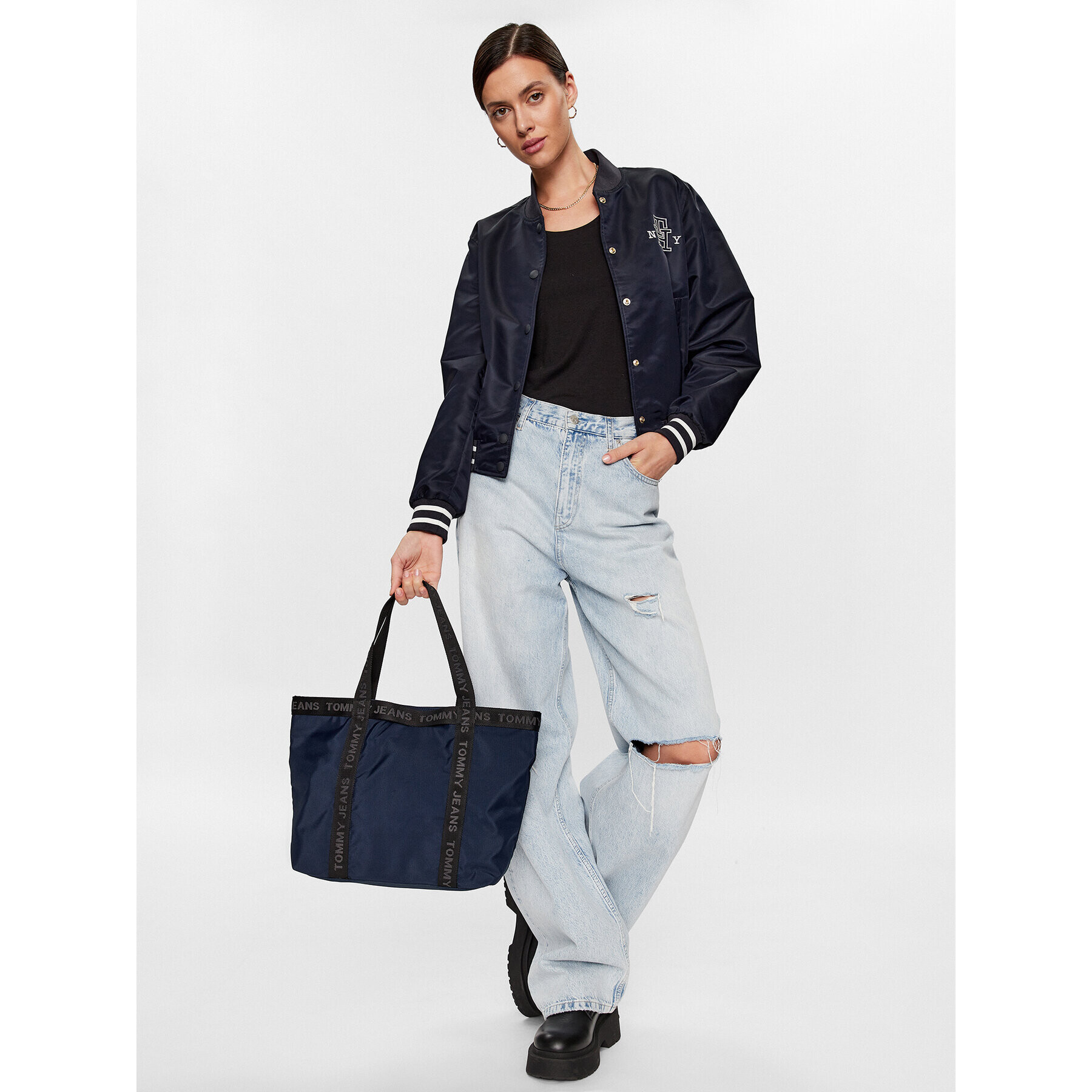 Tommy Jeans Ročna torba Tjw Essential Tote AW0AW14953 Mornarsko modra - Pepit.si