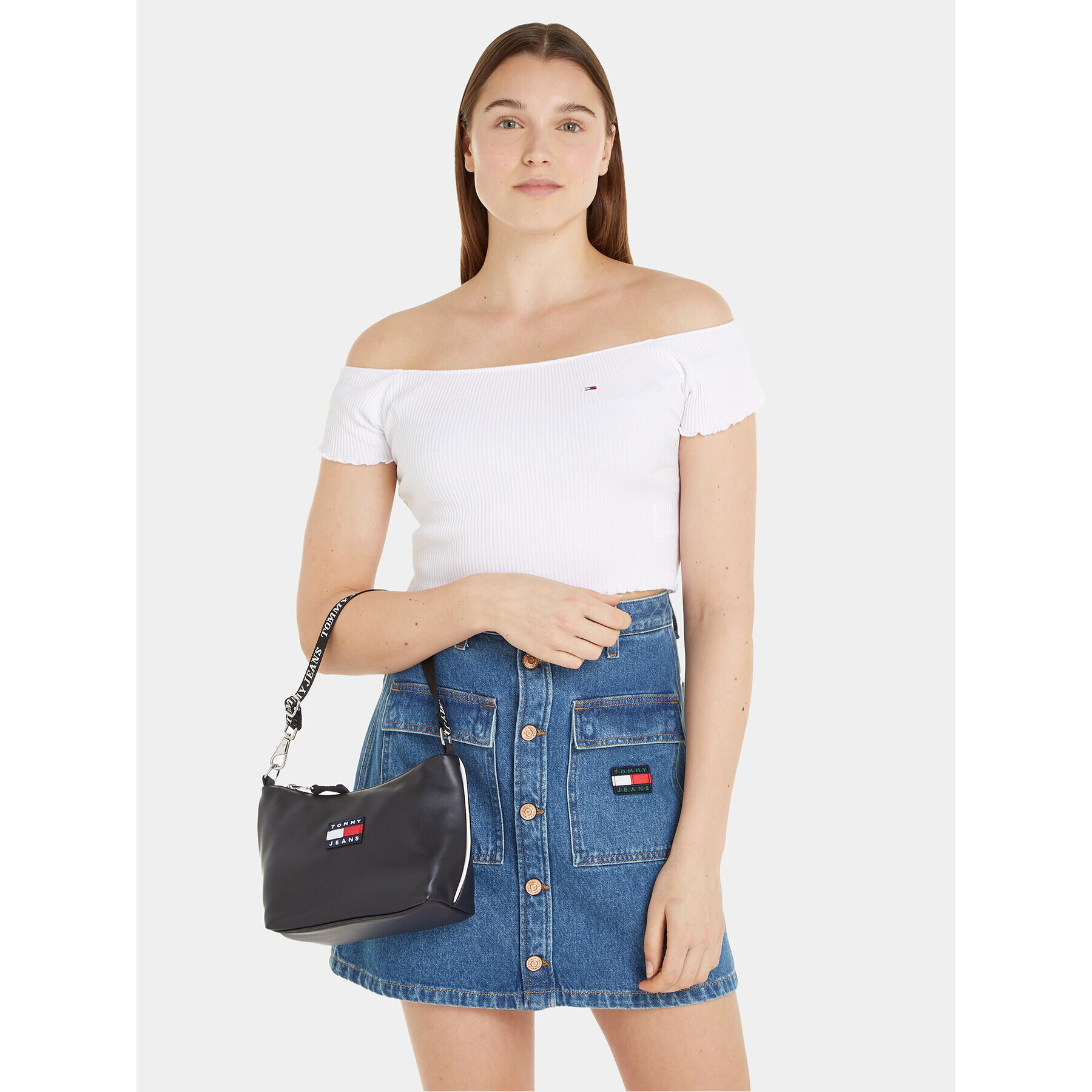 Tommy Jeans Ročna torba Tjw Heritage Shoulder Bag AW0AW15409 Črna - Pepit.si