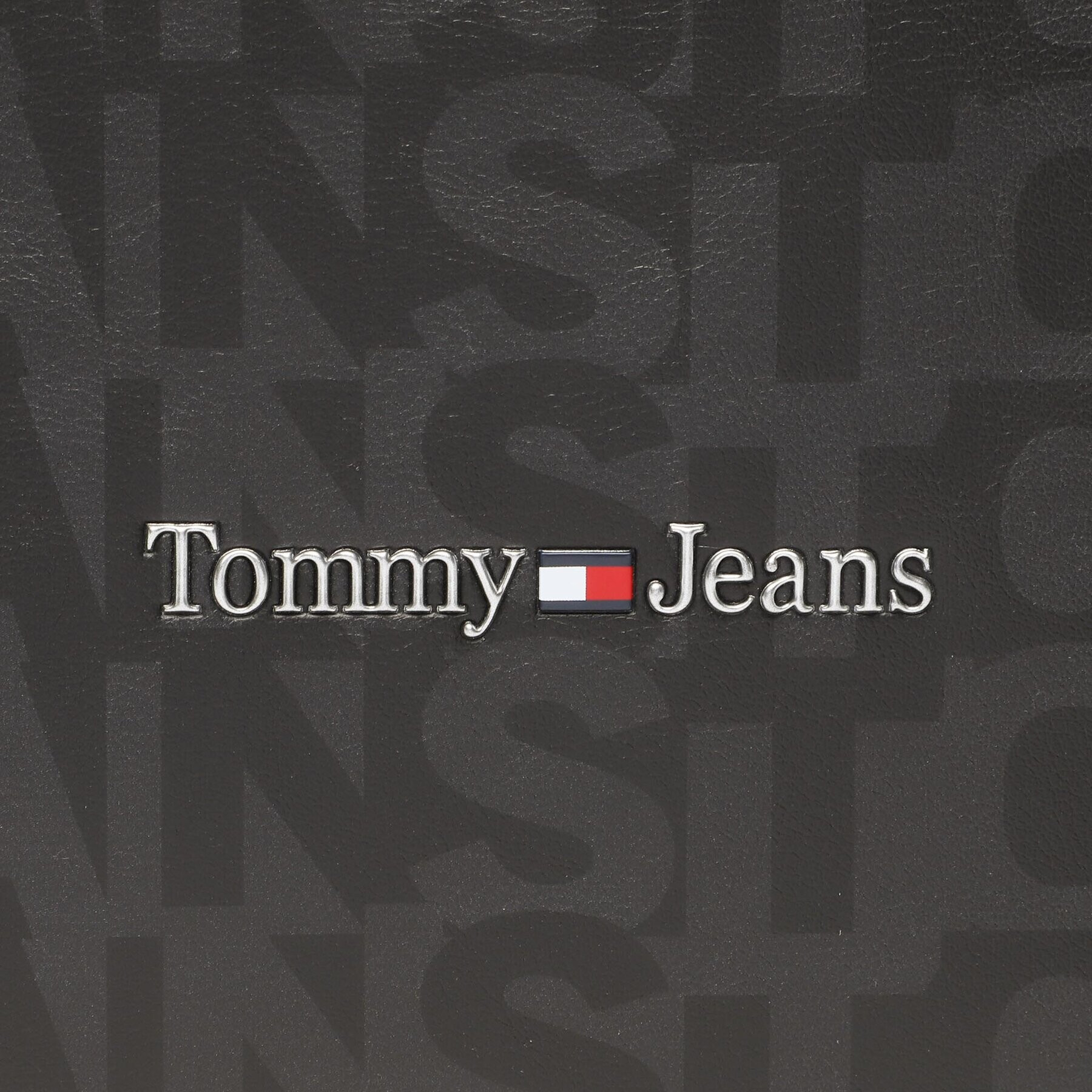 Tommy Jeans Ročna torba Tjw Must Camera Bag AW0AW14550 Črna - Pepit.si