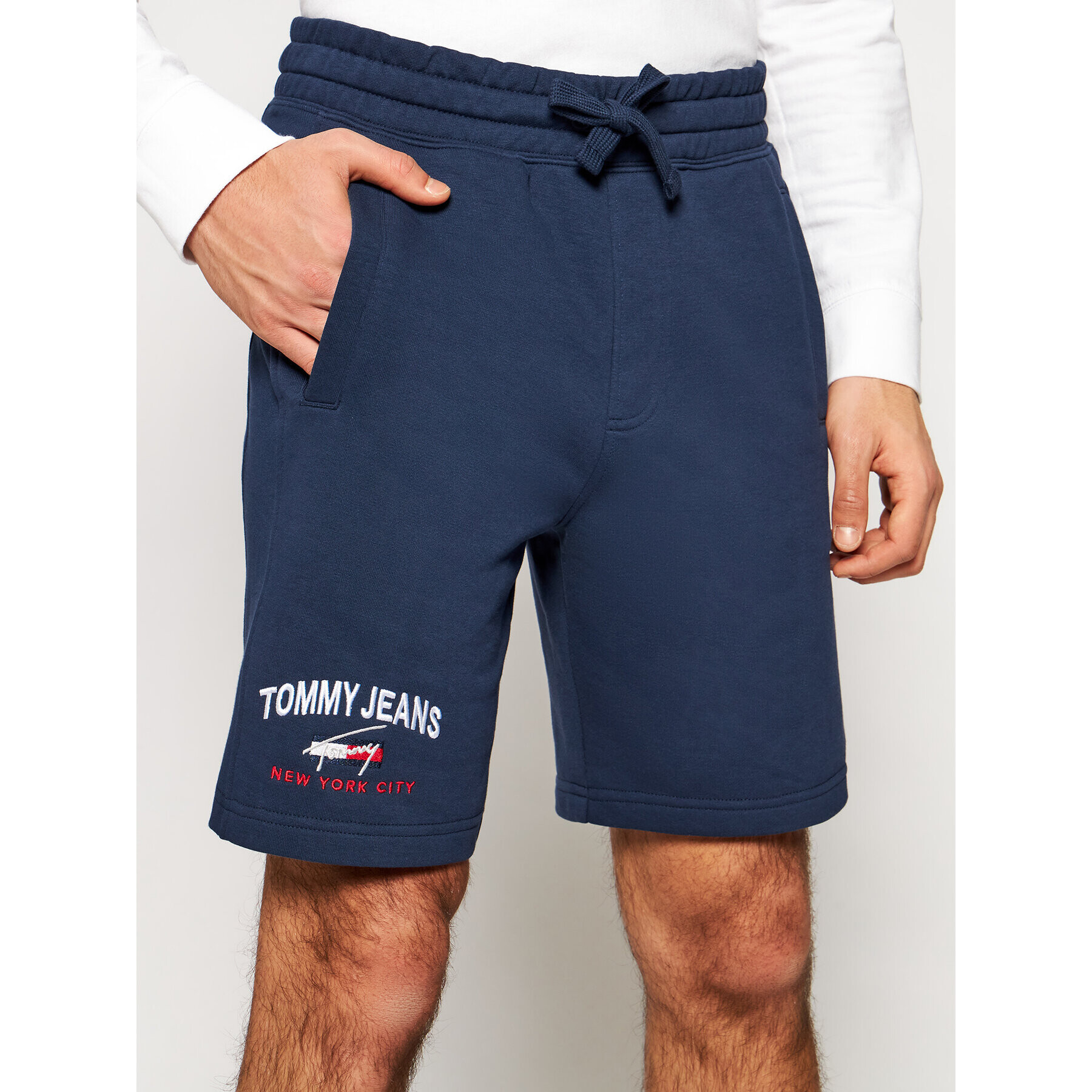 Tommy Jeans Športne kratke hlače Timeless DM0DM10741 Mornarsko modra Regular Fit - Pepit.si