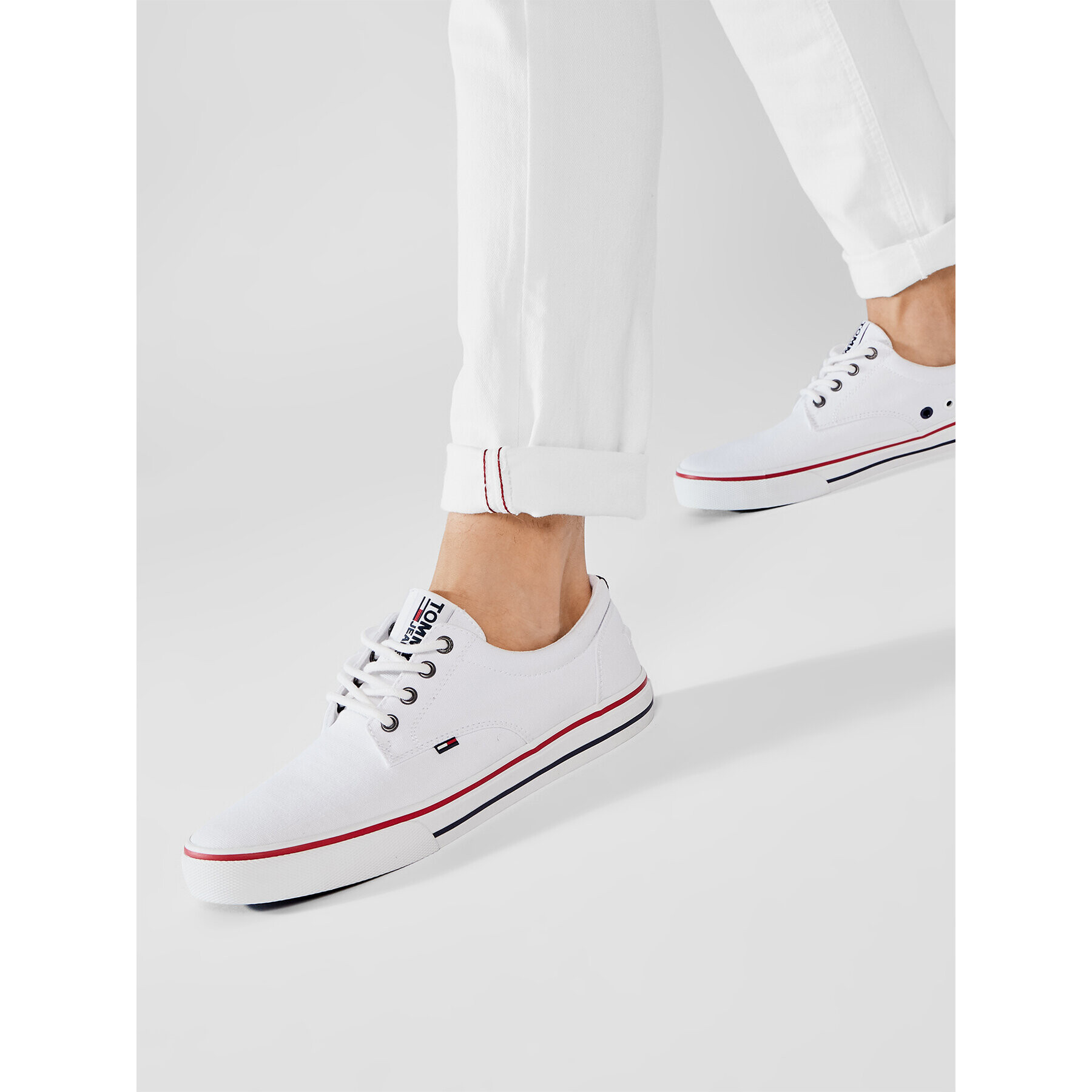 Tommy Jeans Tenis superge Textile Sneaker EM0EM00001 Bela - Pepit.si