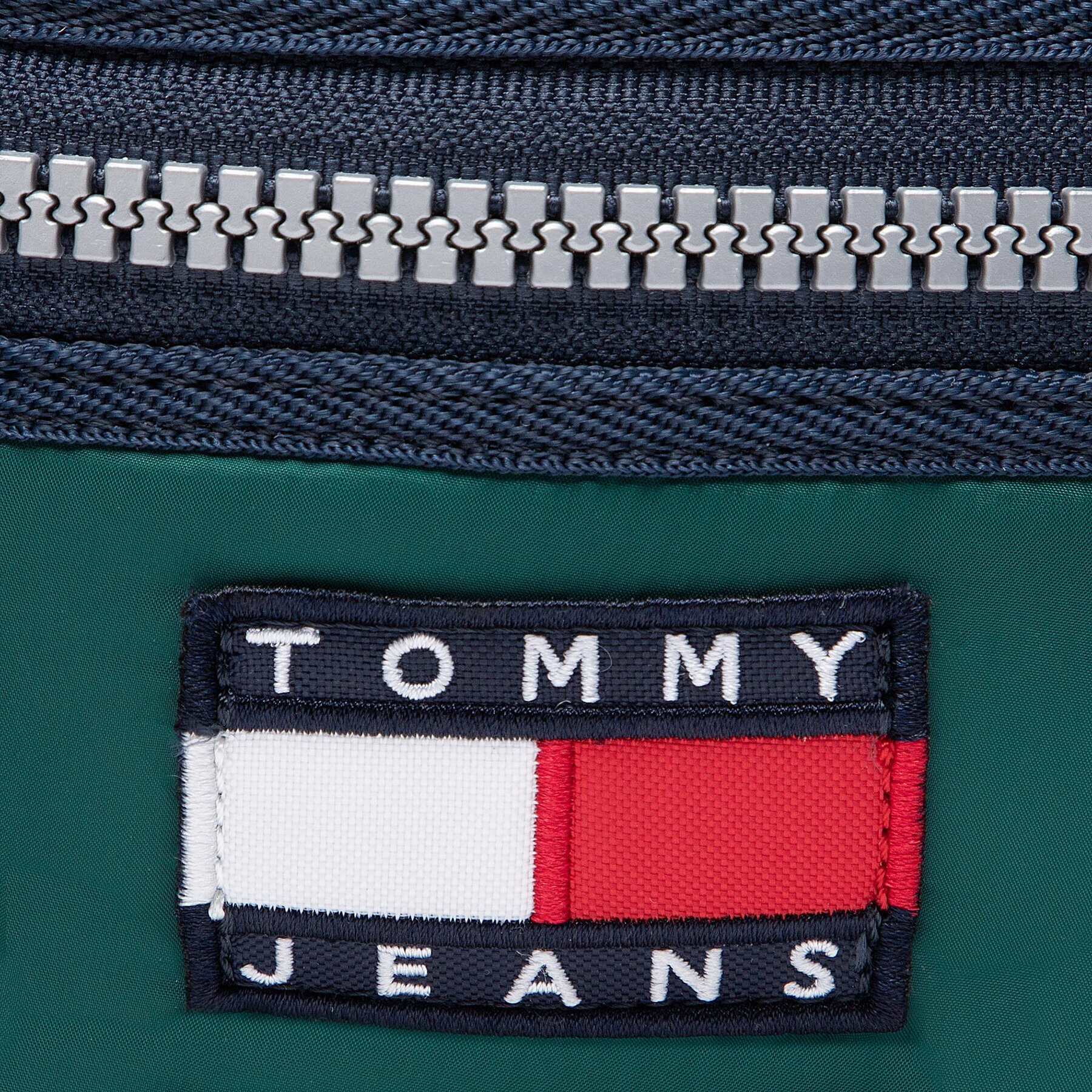 Tommy Jeans torba za okoli pasu Tjm Heritage Bumbag Il AM0AM09723 Mornarsko modra - Pepit.si