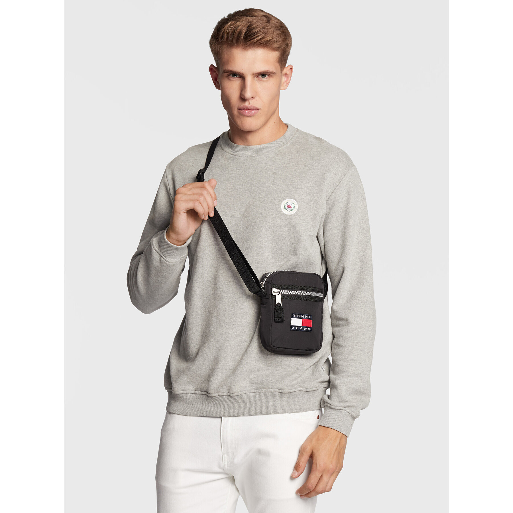 Tommy Jeans Torbica za okrog pasu Tjm Heritage Reporter AM0AM09587 Črna - Pepit.si