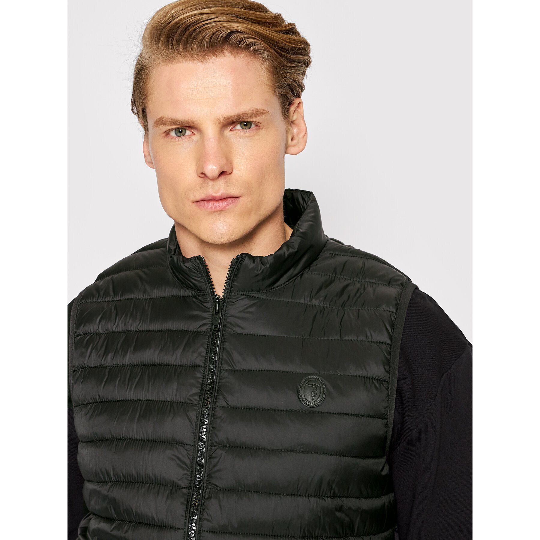 Trussardi Telovnik 52S00711 Črna Regular Fit - Pepit.si