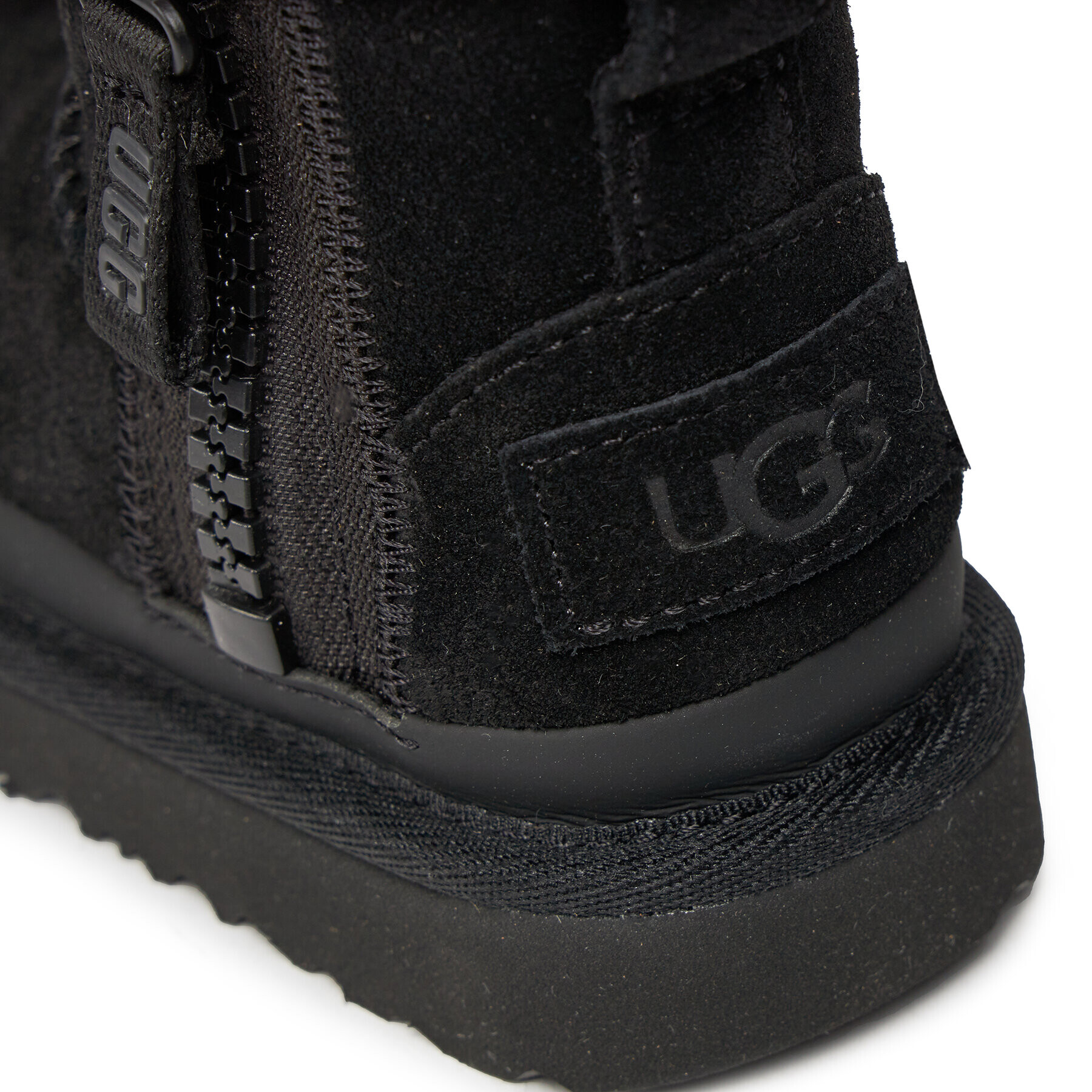 Ugg Čevlji T Classic Mini Ziper Tape Logo 1143699T Črna - Pepit.si