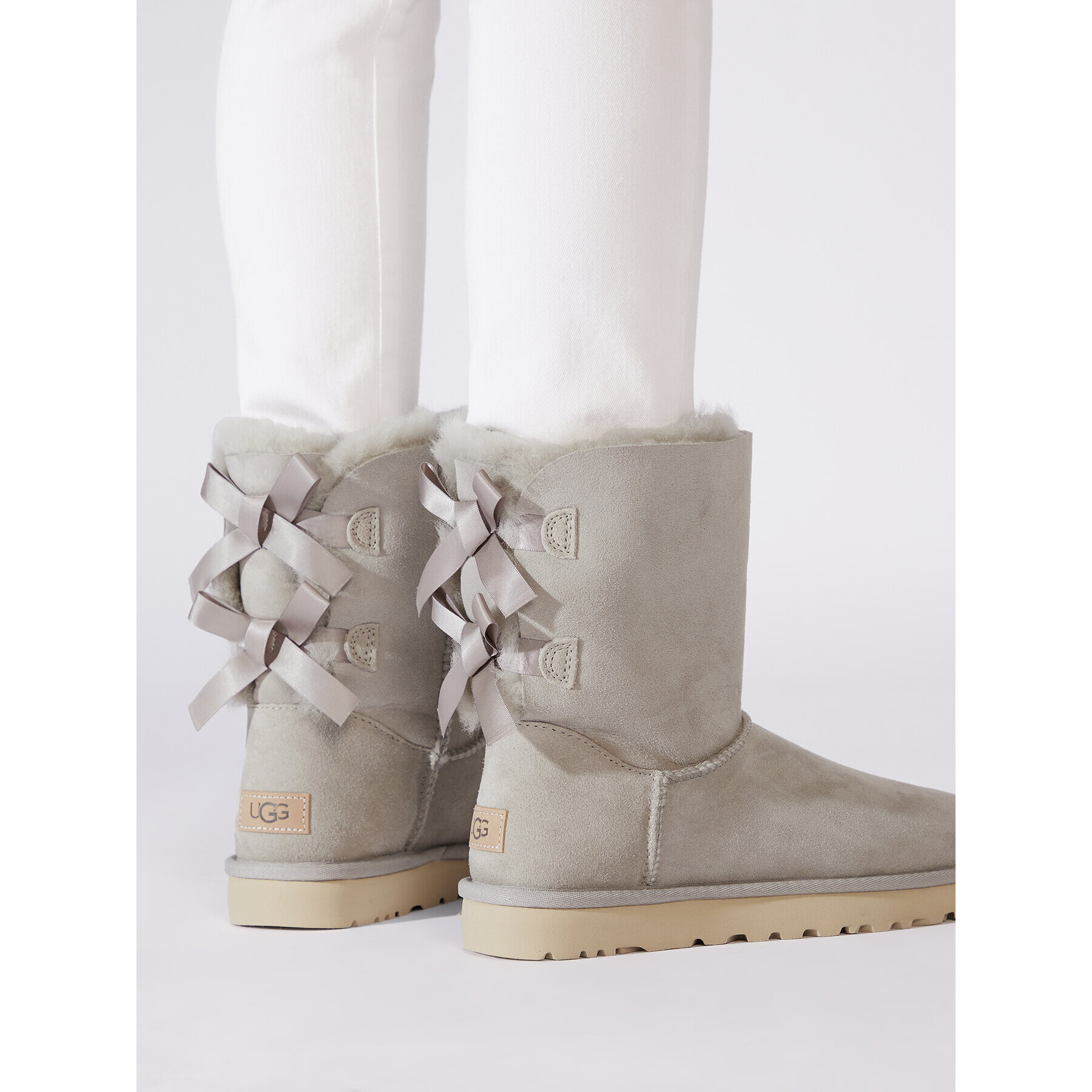 Ugg Čevlji W Bailey Bow II 1016225 Siva - Pepit.si