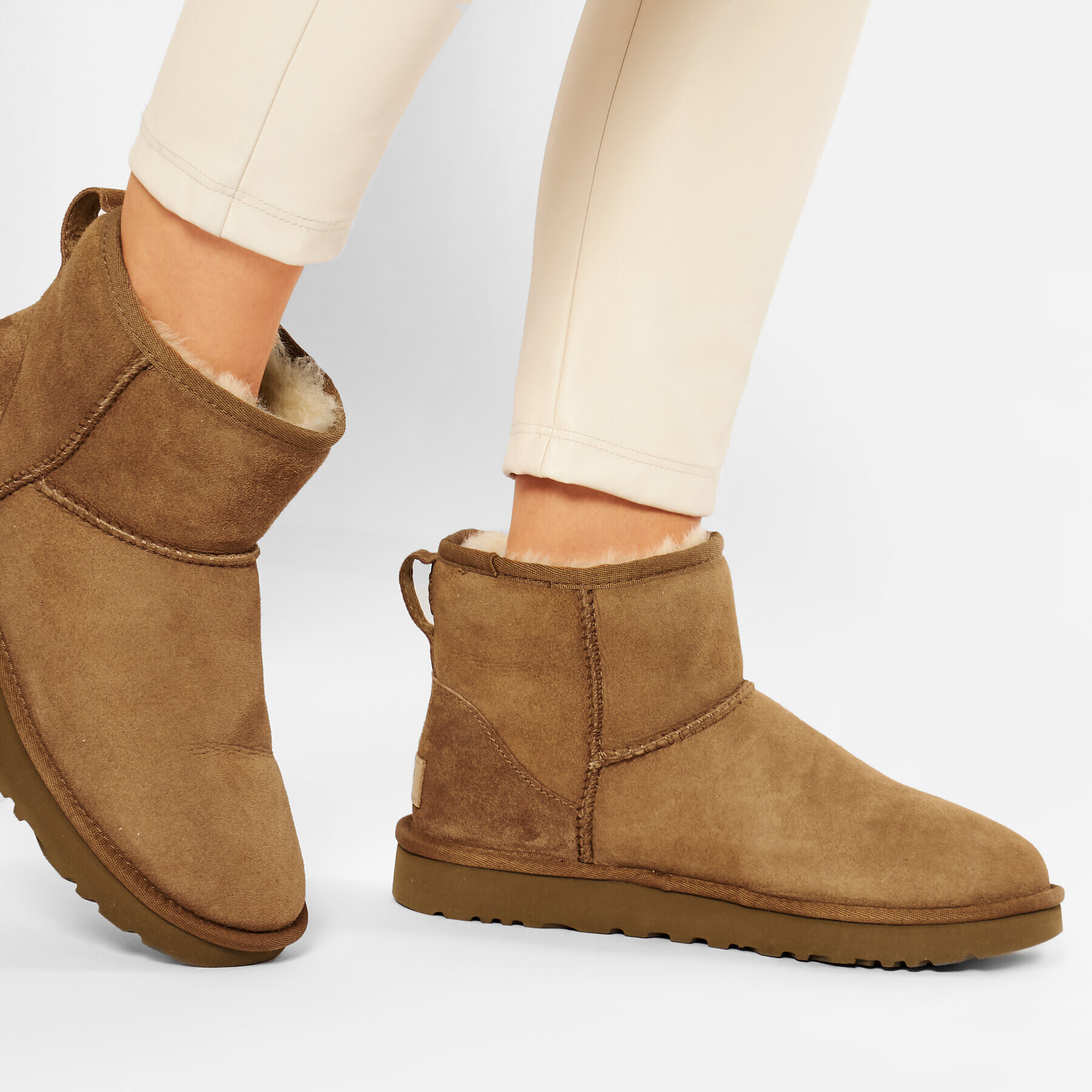 Ugg Čevlji W Classic Mini II 1016222 Rjava - Pepit.si