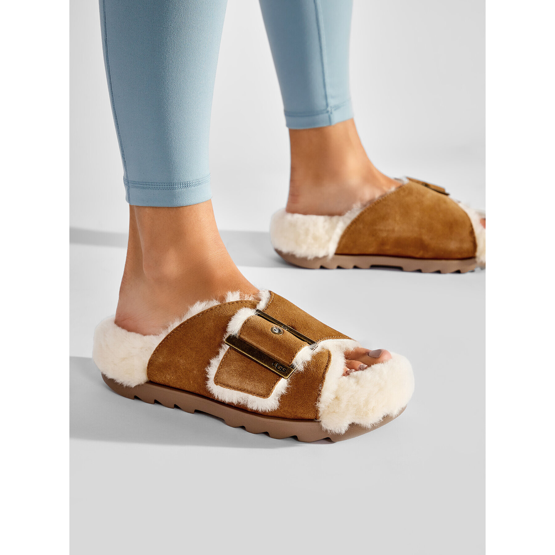 Ugg Copati W Outslide Buckle 1125048 Rjava - Pepit.si