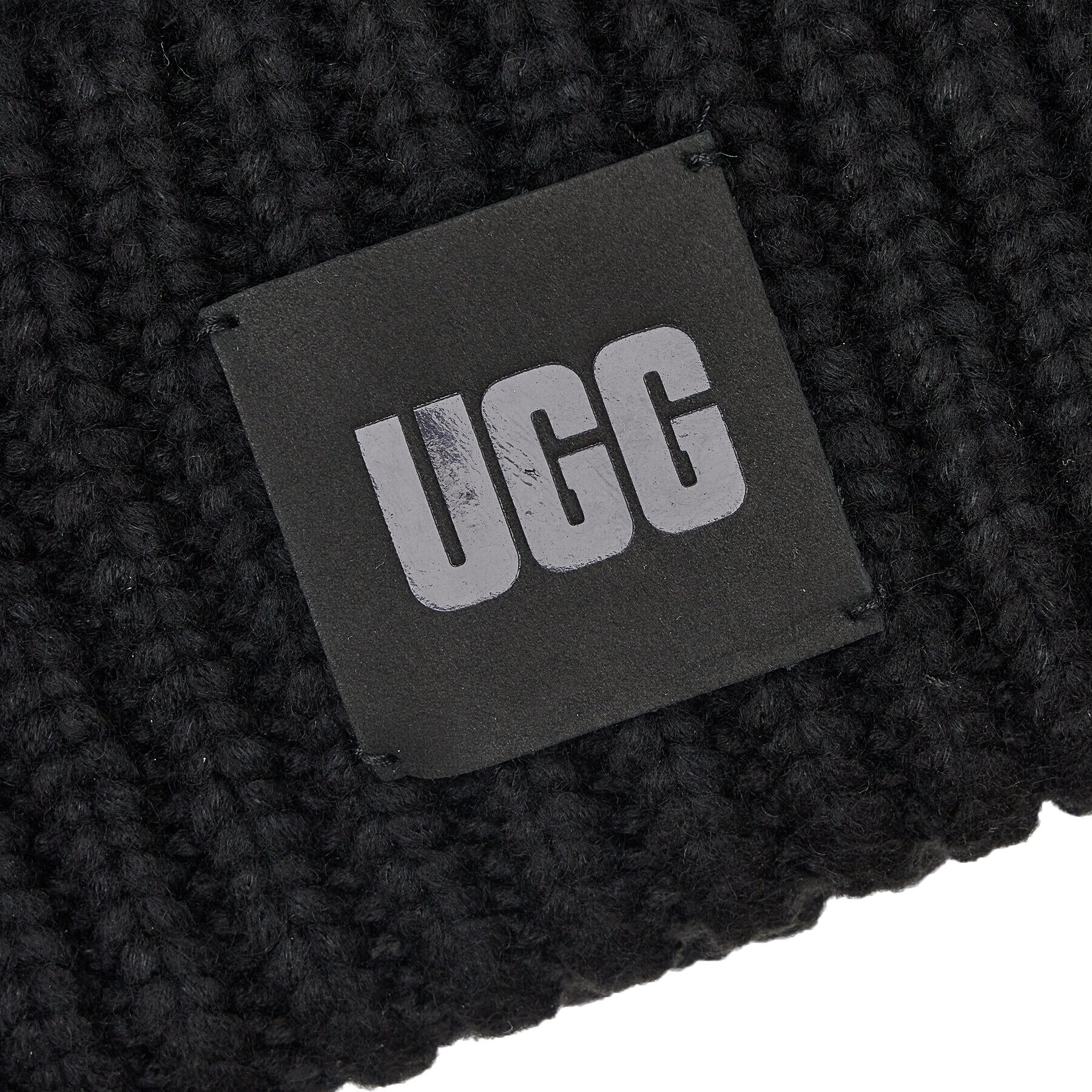 Ugg Kapa Chunky Cuff 20989 Črna - Pepit.si