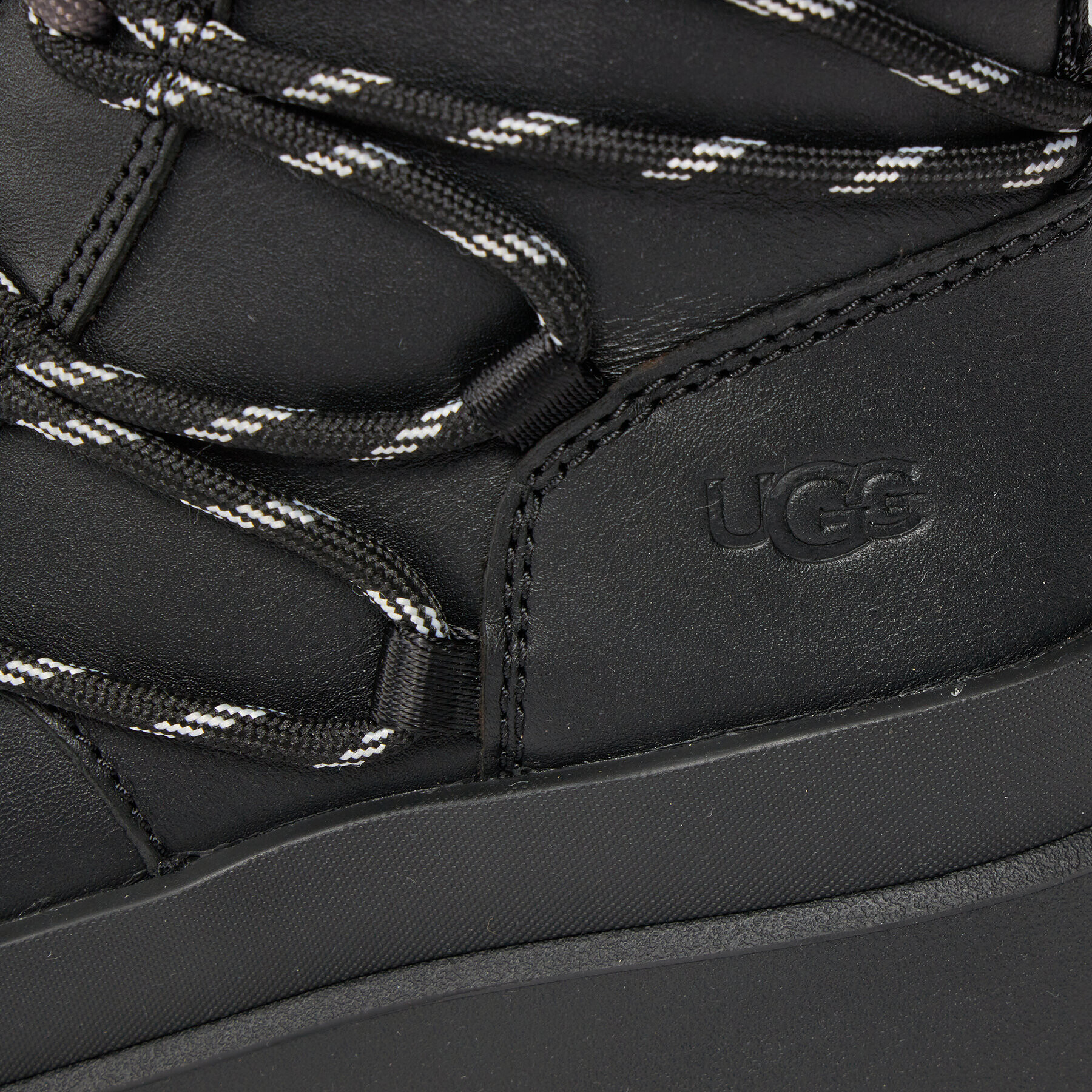 Ugg Škornji W Brisbane Lace Up 1149650 Črna - Pepit.si