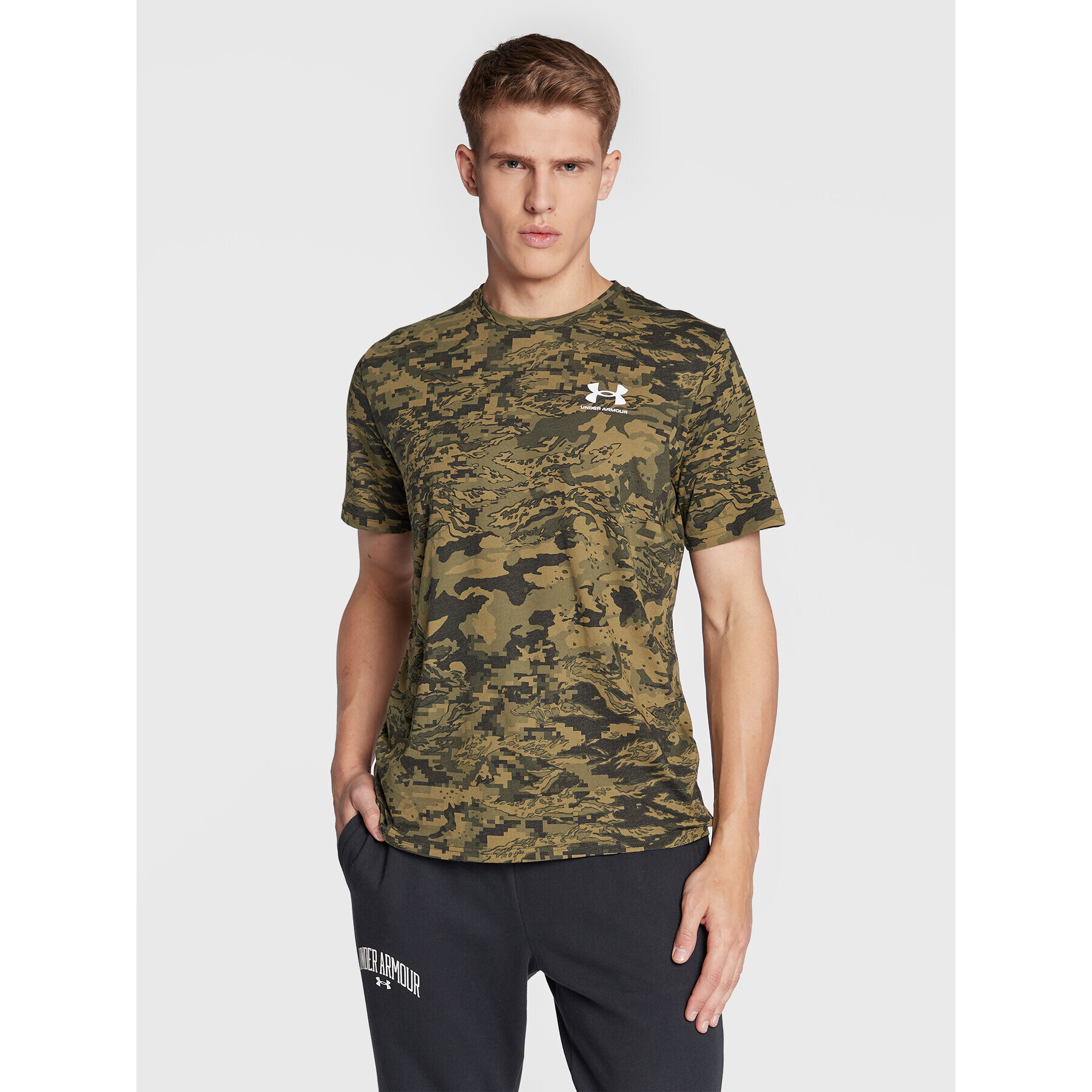 Under Armour Majica 1357727 Khaki Loose Fit - Pepit.si