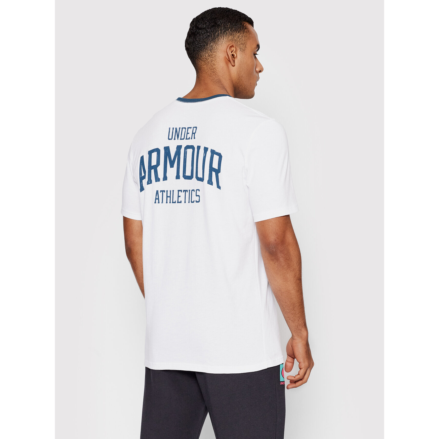 Under Armour Majica Originators Athletics 1366460 Bela Relaxed Fit - Pepit.si