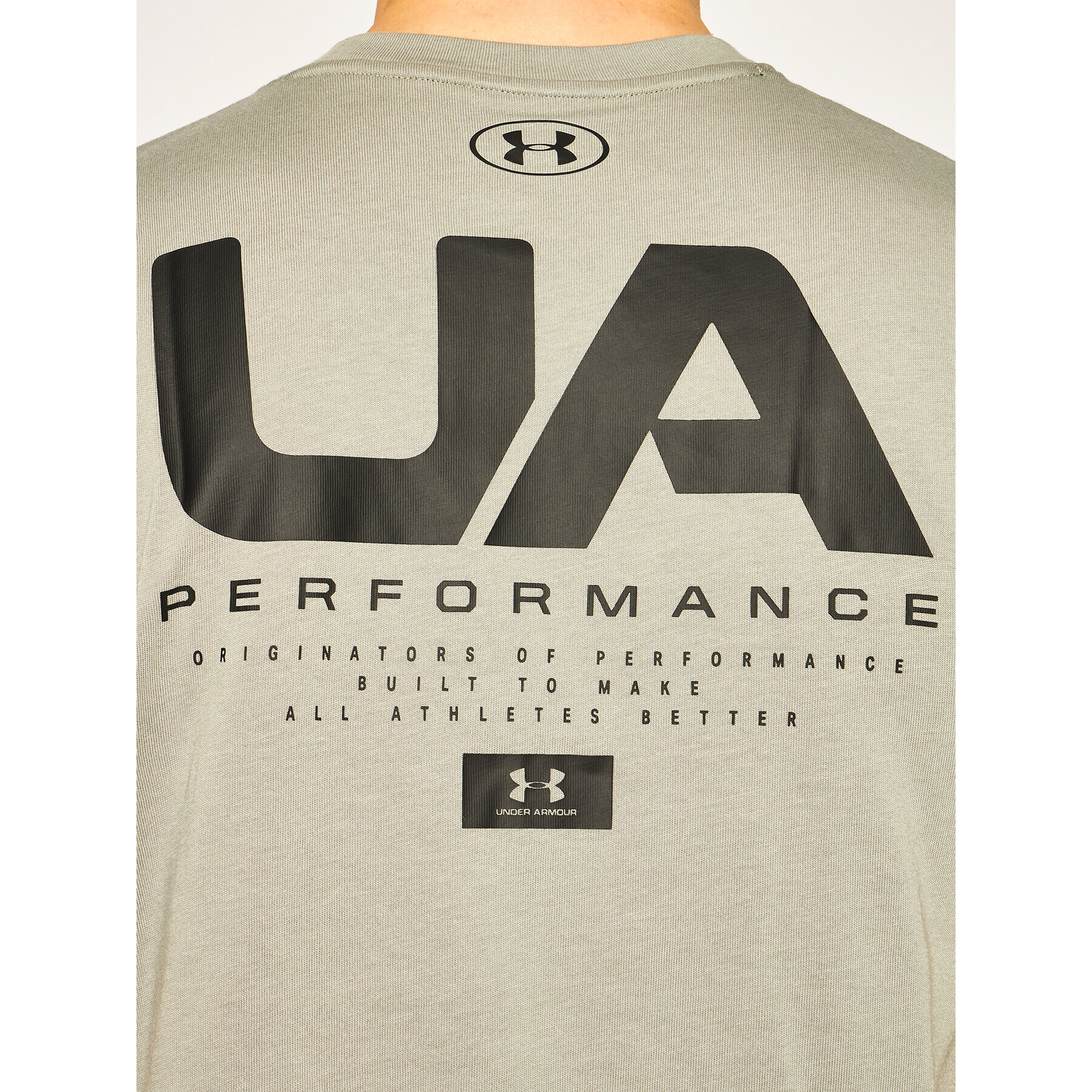 Under Armour Majica Performance Shoulder 1351630 Siva Regular Fit - Pepit.si