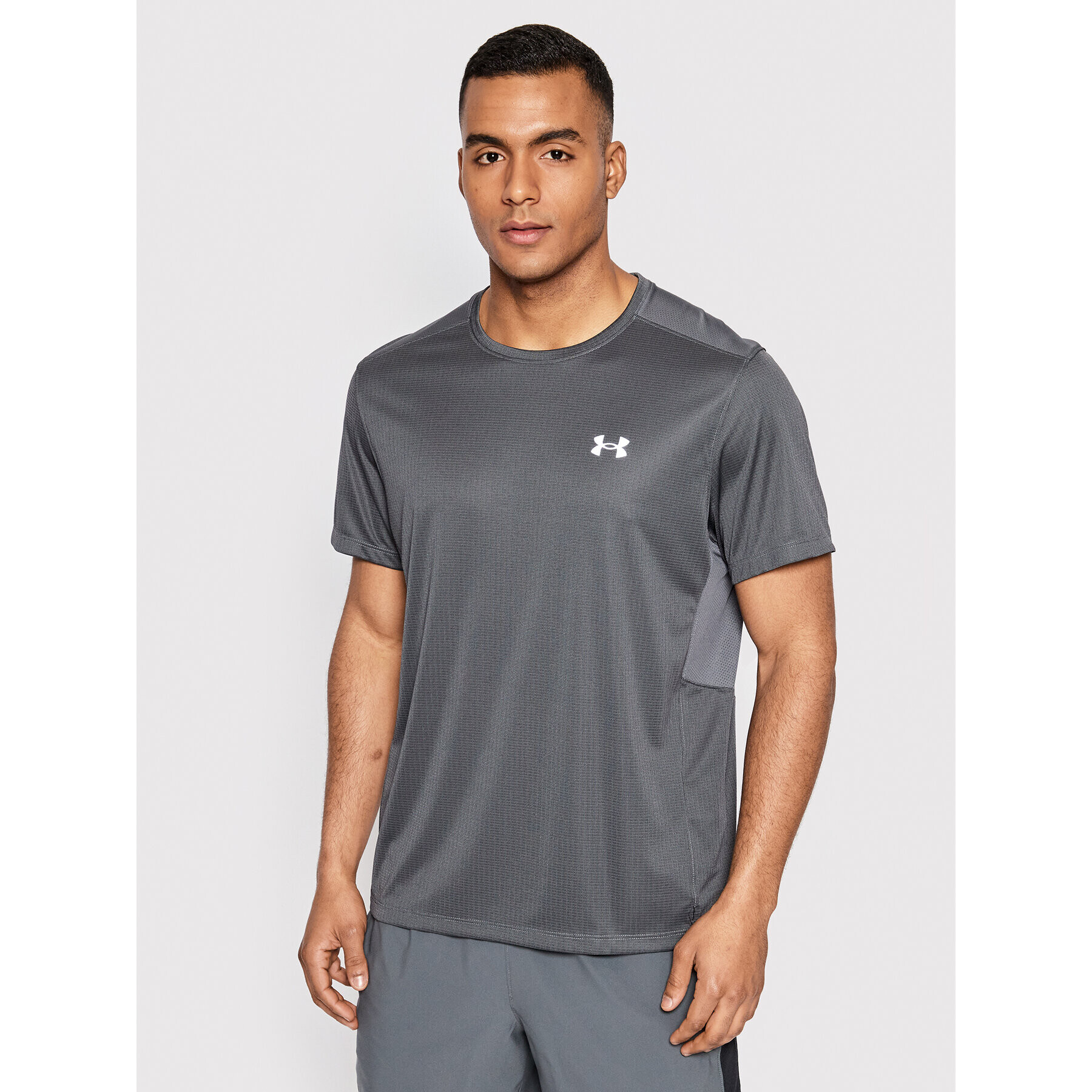 Under Armour Majica Speed Strike 1369743 Siva Loose Fit - Pepit.si