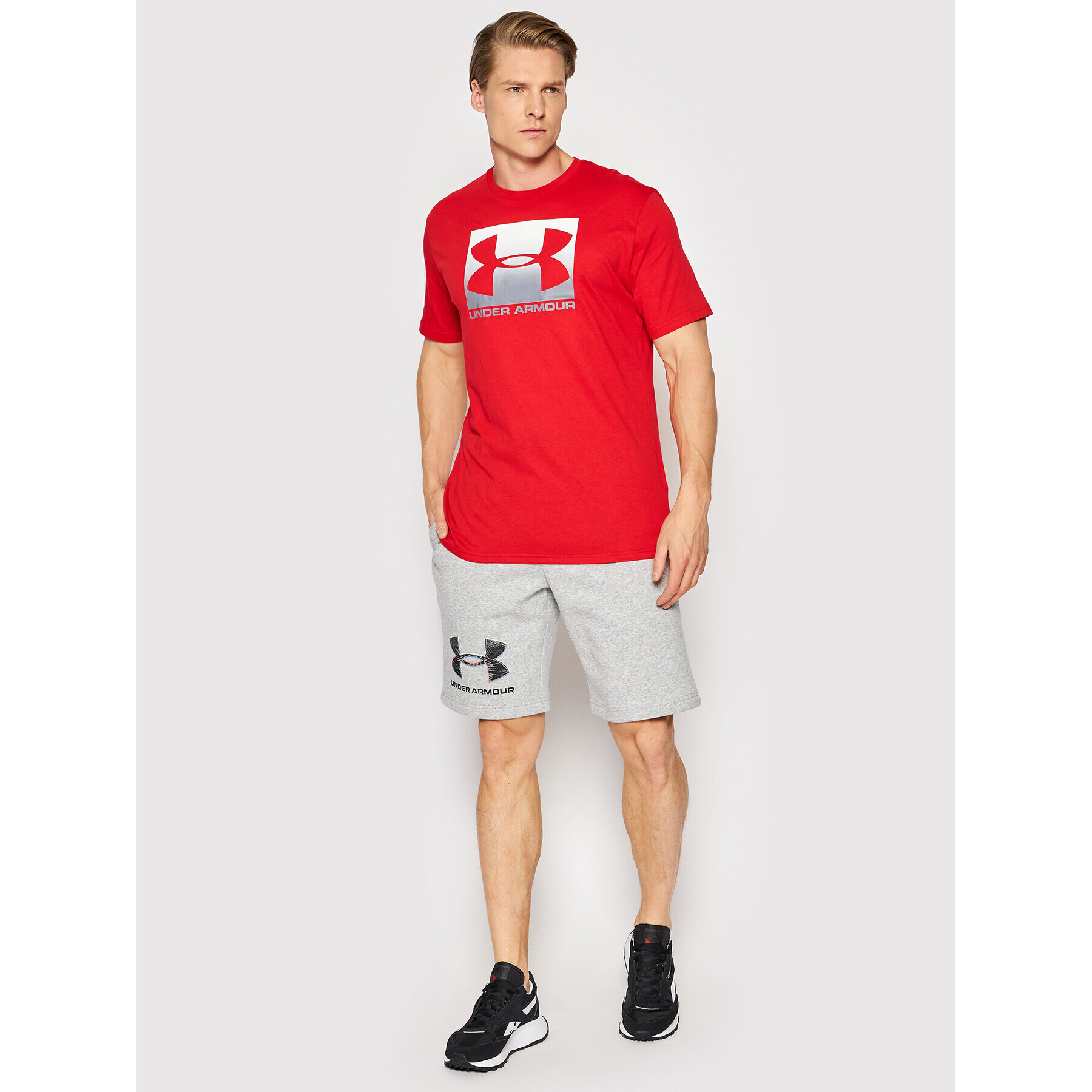 Under Armour Majica Ua Boxed Sportstyle 1329581 Rdeča Loose Fit - Pepit.si