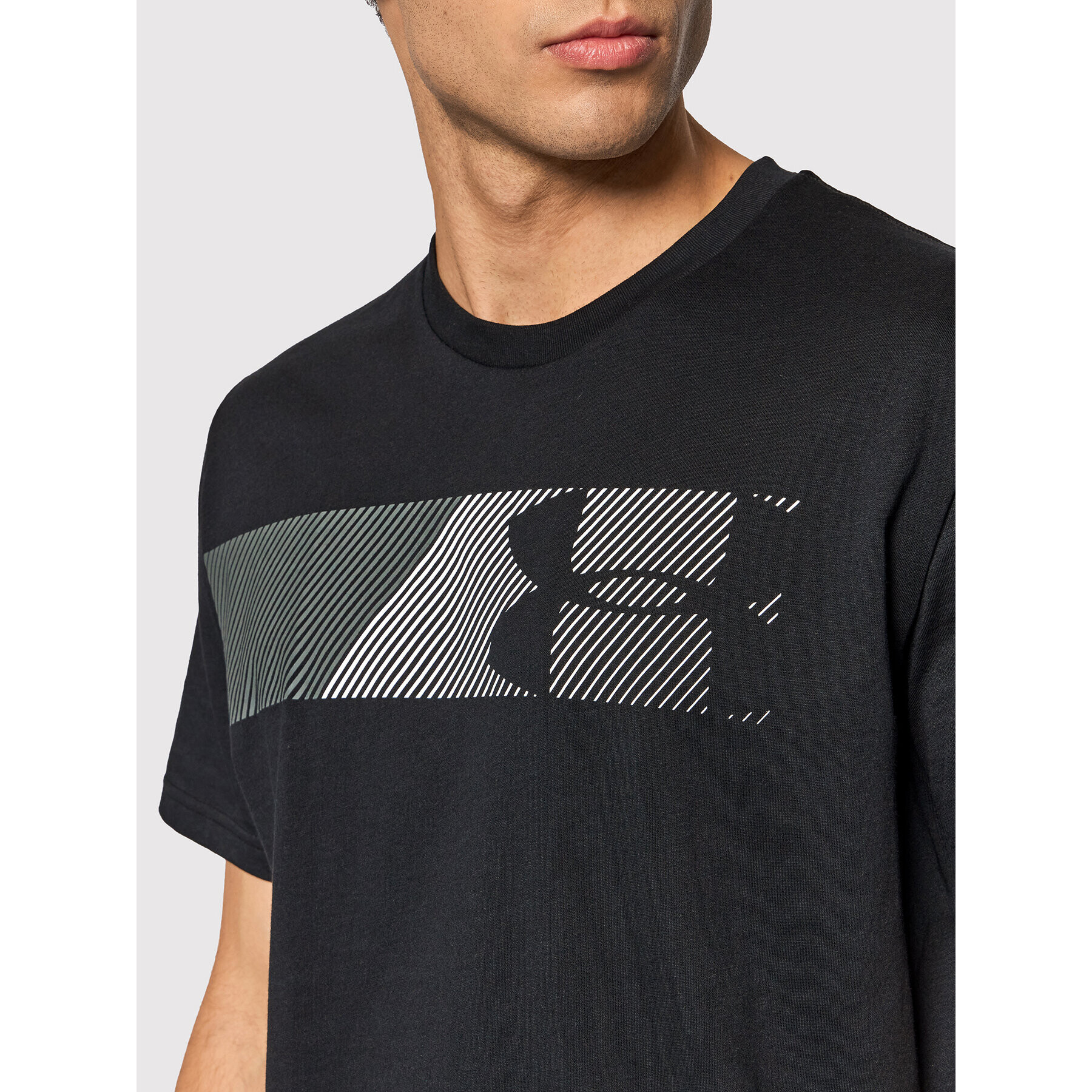 Under Armour Majica Ua Fast Left Chest 1329584 Črna Loose Fit - Pepit.si