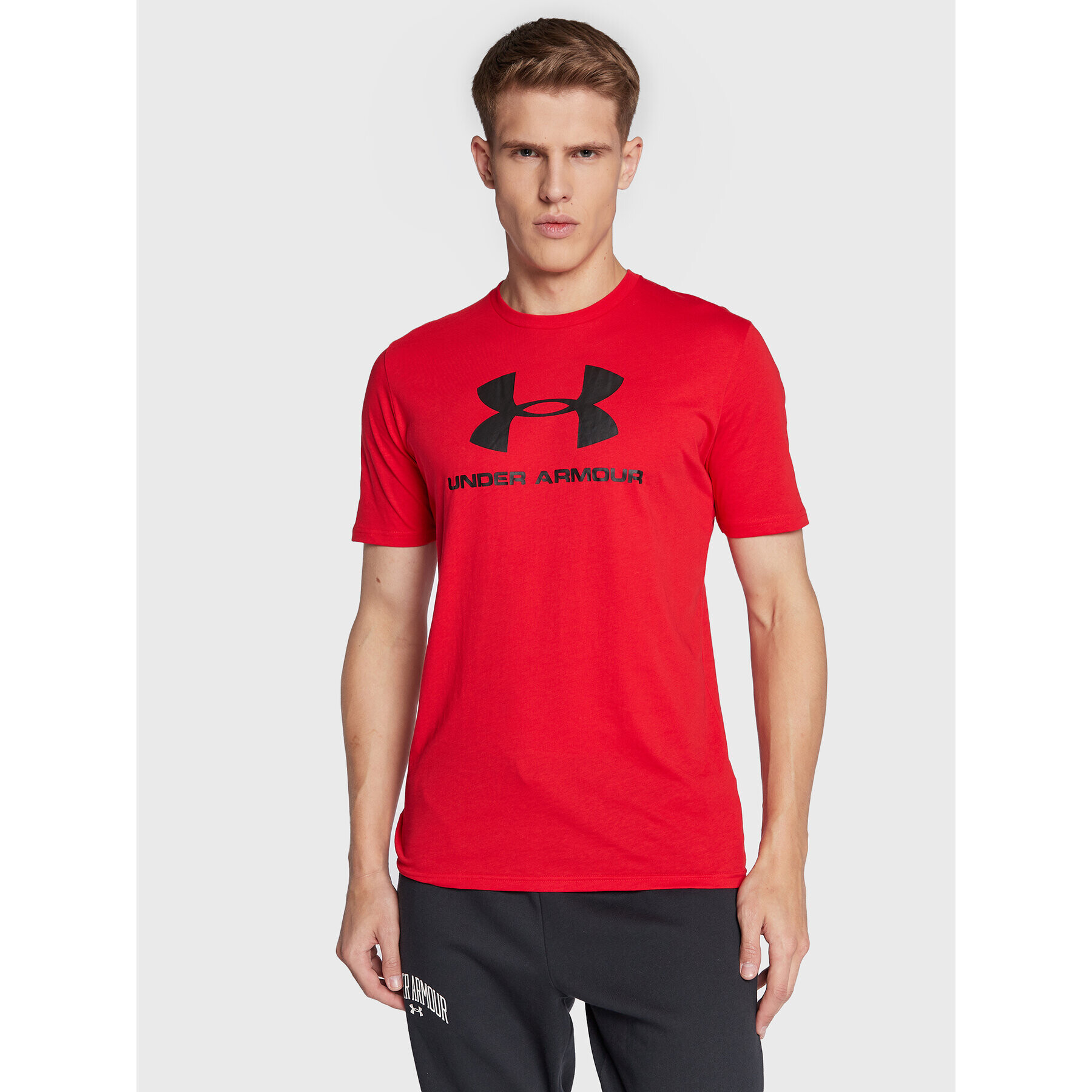 Under Armour Majica Ua Sportstyle Logo 1329590 Rdeča Loose Fit - Pepit.si