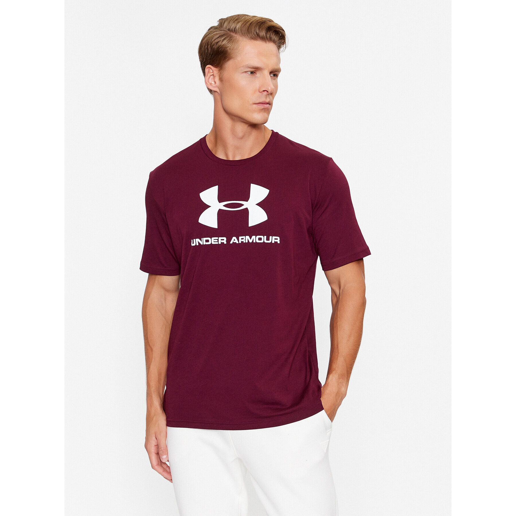 Under Armour Majica Ua Sportstyle Logo Ss 1329590 Bordo rdeča Loose Fit - Pepit.si