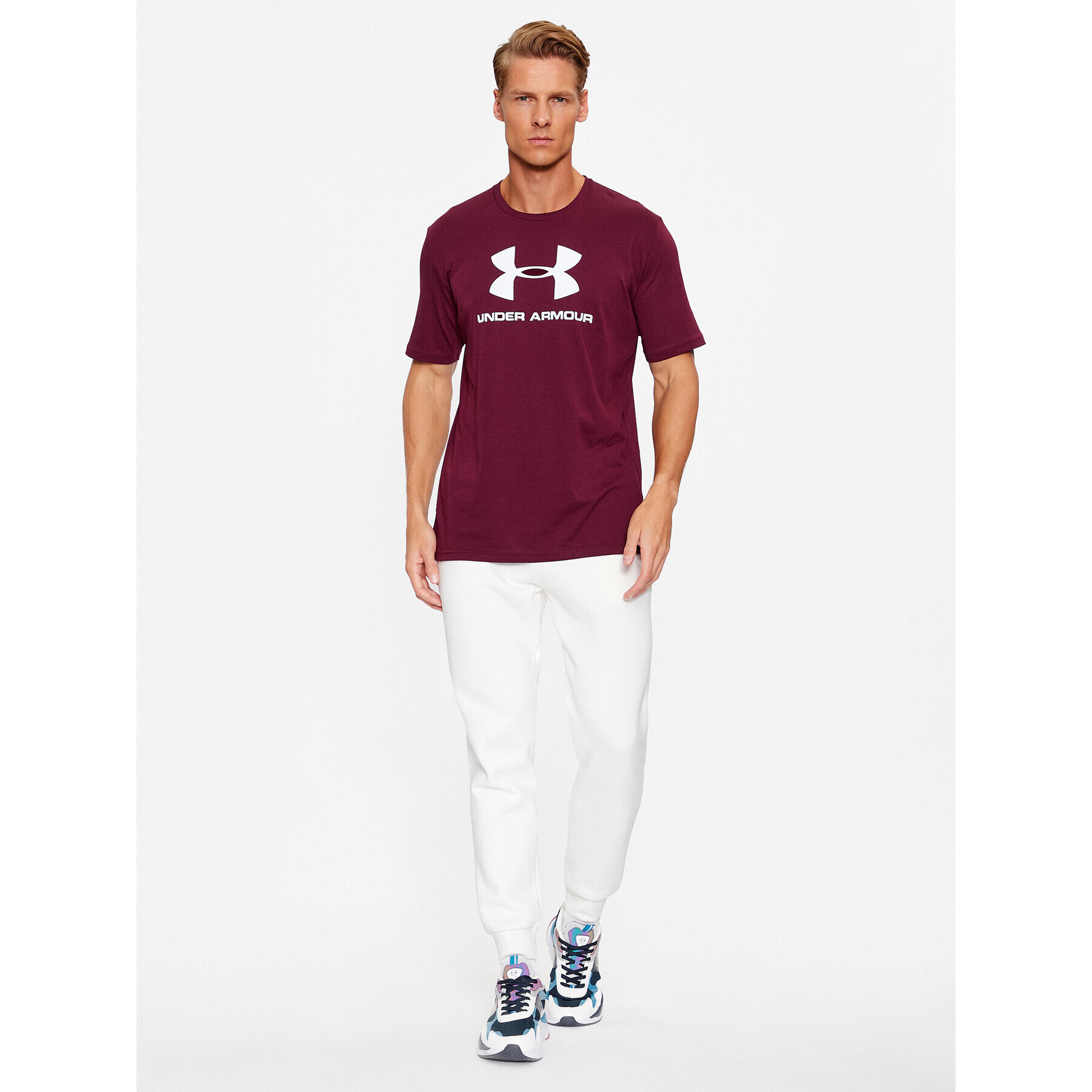 Under Armour Majica Ua Sportstyle Logo Ss 1329590 Bordo rdeča Loose Fit - Pepit.si