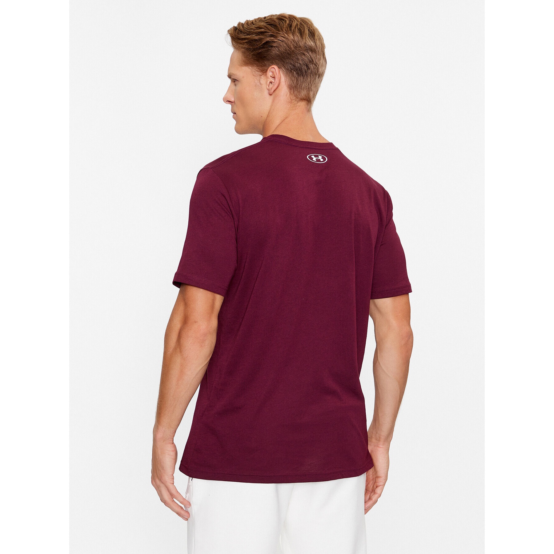 Under Armour Majica Ua Sportstyle Logo Ss 1329590 Bordo rdeča Loose Fit - Pepit.si