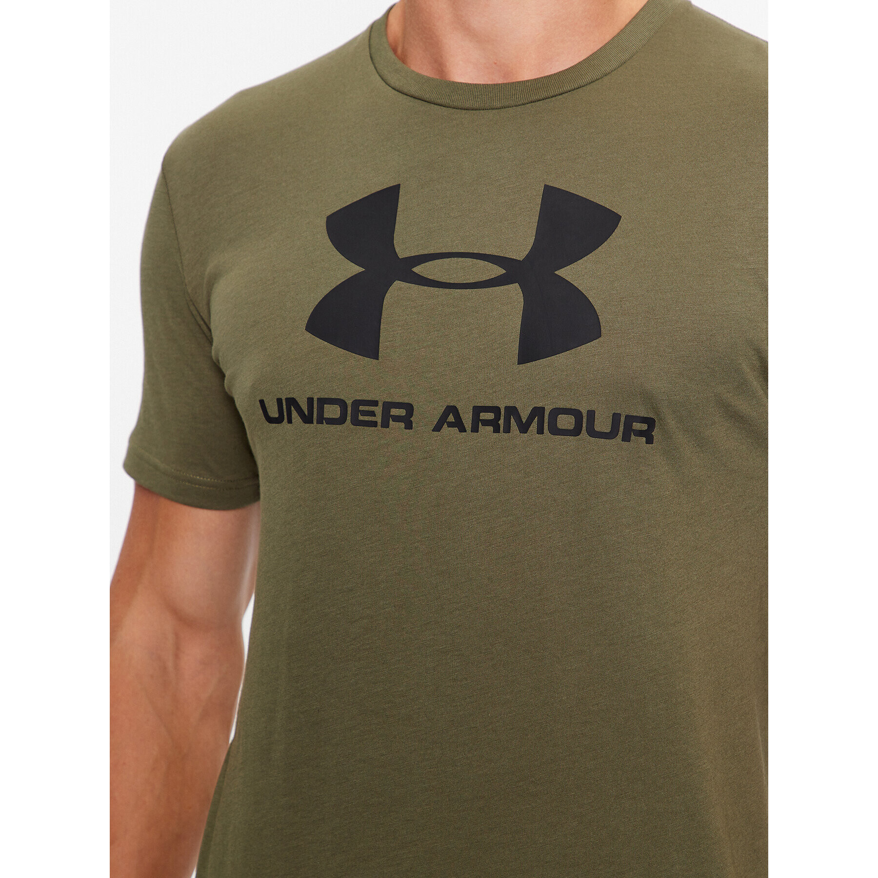 Under Armour Majica Ua Sportstyle Logo Ss 1329590 Khaki Loose Fit - Pepit.si