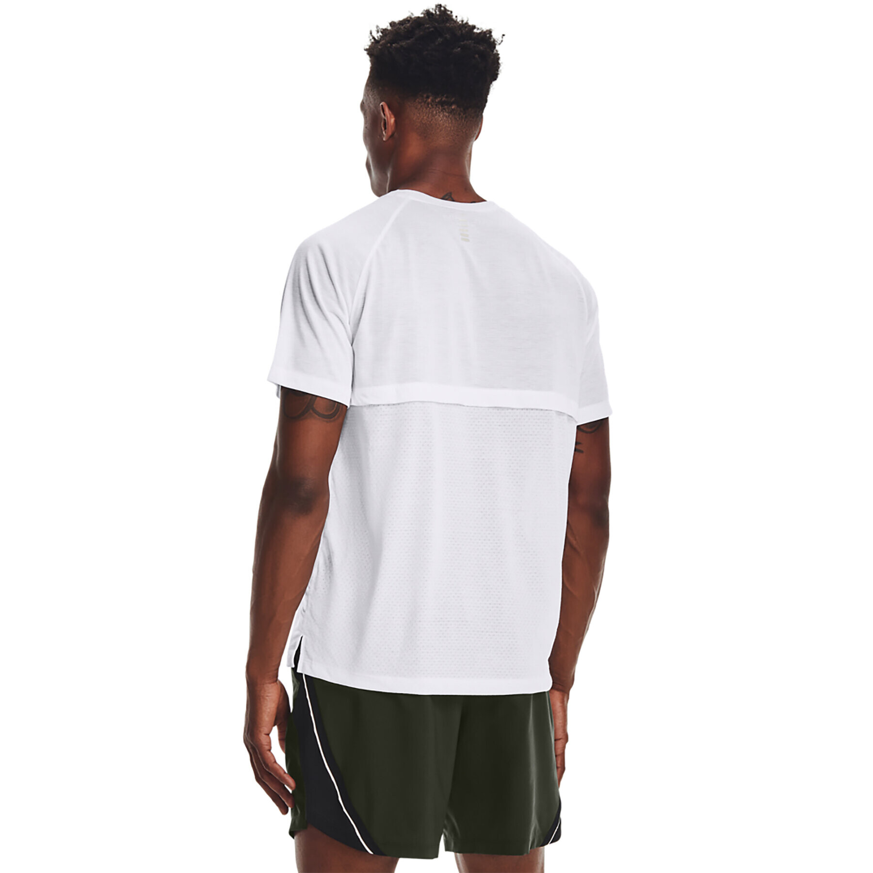 Under Armour Majica UA STREAKER TEE 1361469 Bela Regular Fit - Pepit.si