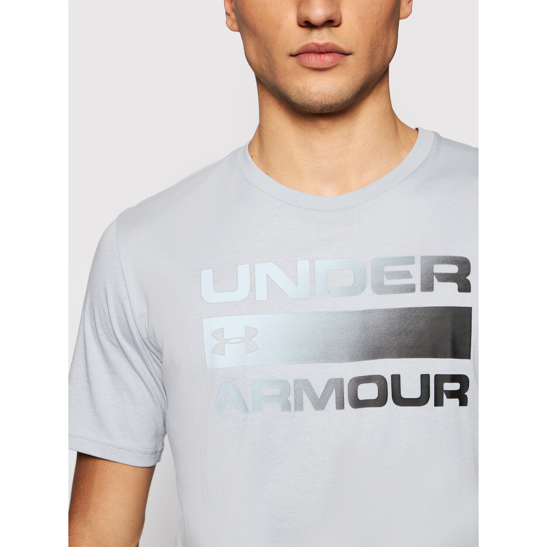 Under Armour Majica Ua Team Issue Wordmark 1329582 Siva Loose Fit - Pepit.si