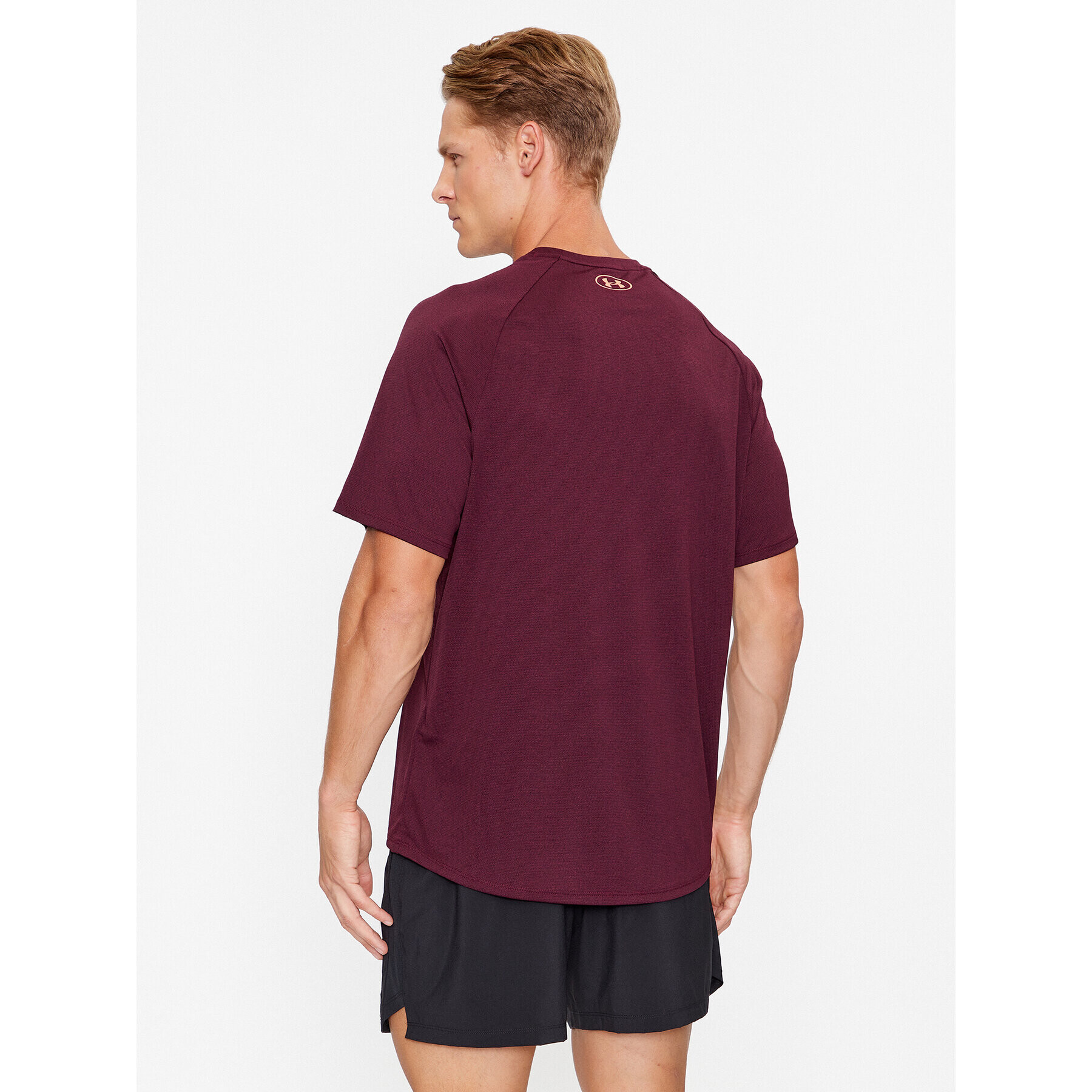 Under Armour Majica Ua Tech 2.0 Ss Tee Novelty 1345317 Bordo rdeča Loose Fit - Pepit.si