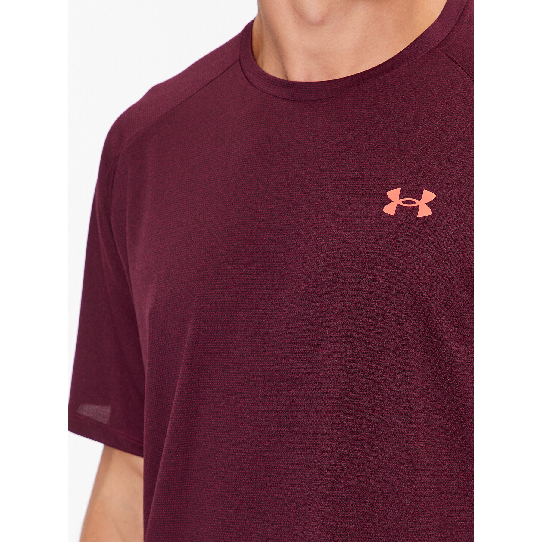 Under Armour Majica Ua Tech 2.0 Ss Tee Novelty 1345317 Bordo rdeča Loose Fit - Pepit.si