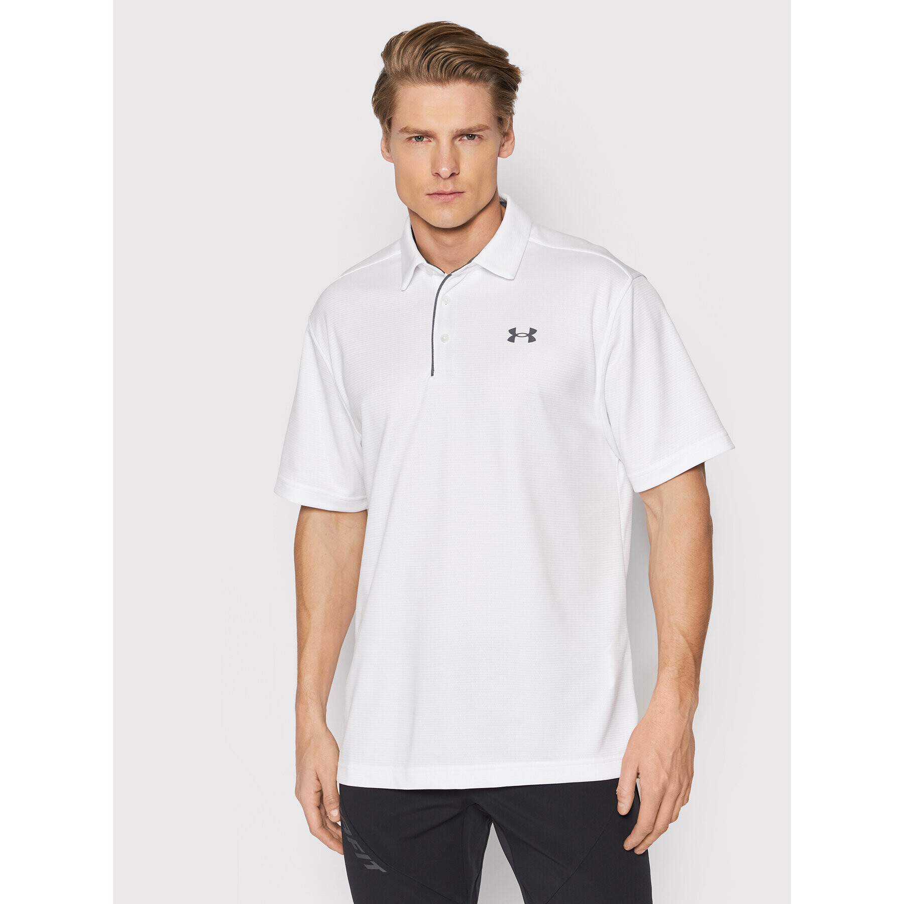 Under Armour Polo majica UA Tech 1290140 Bela Regular Fit - Pepit.si