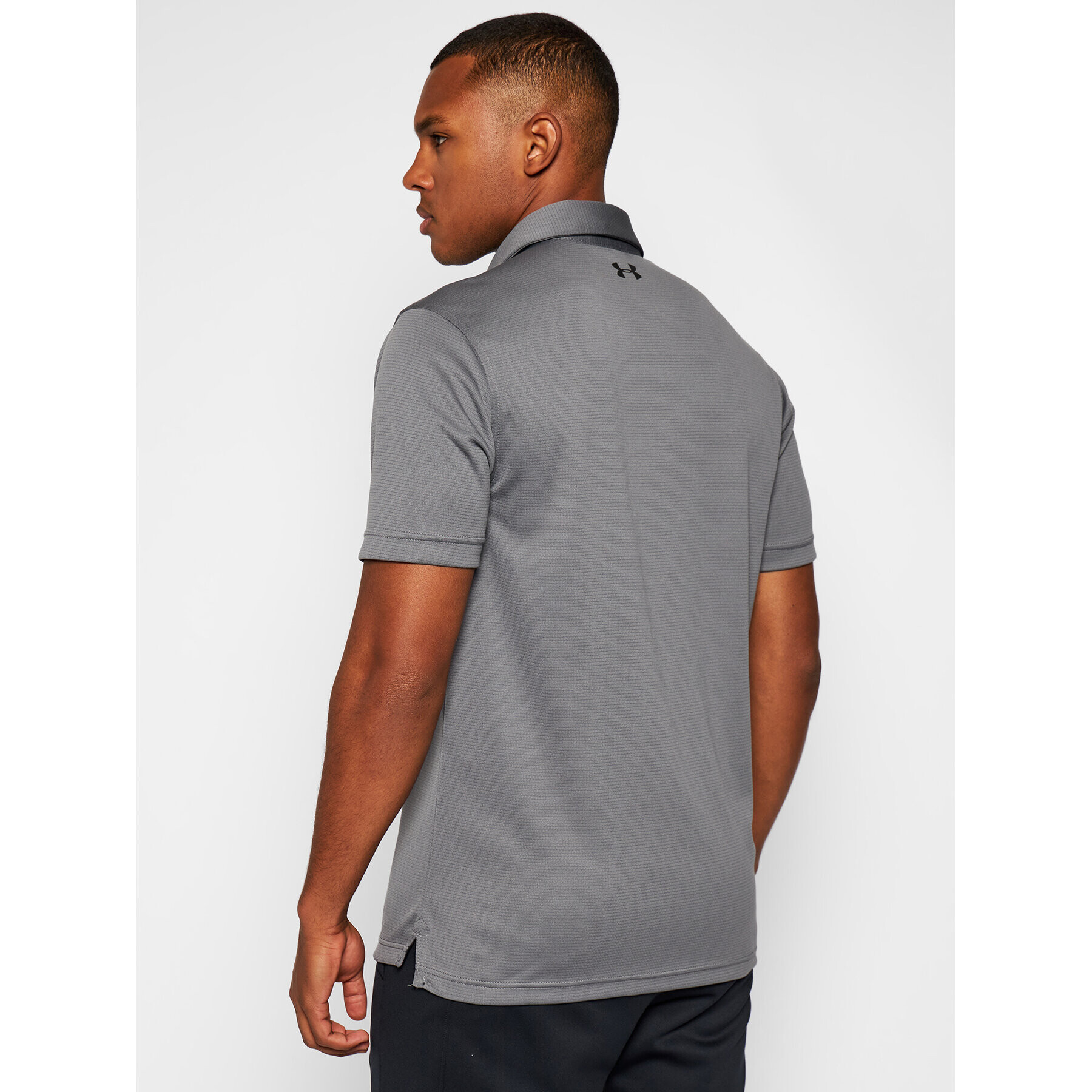 Under Armour Polo majica Ua Tech 1290140 Siva Loose Fit - Pepit.si