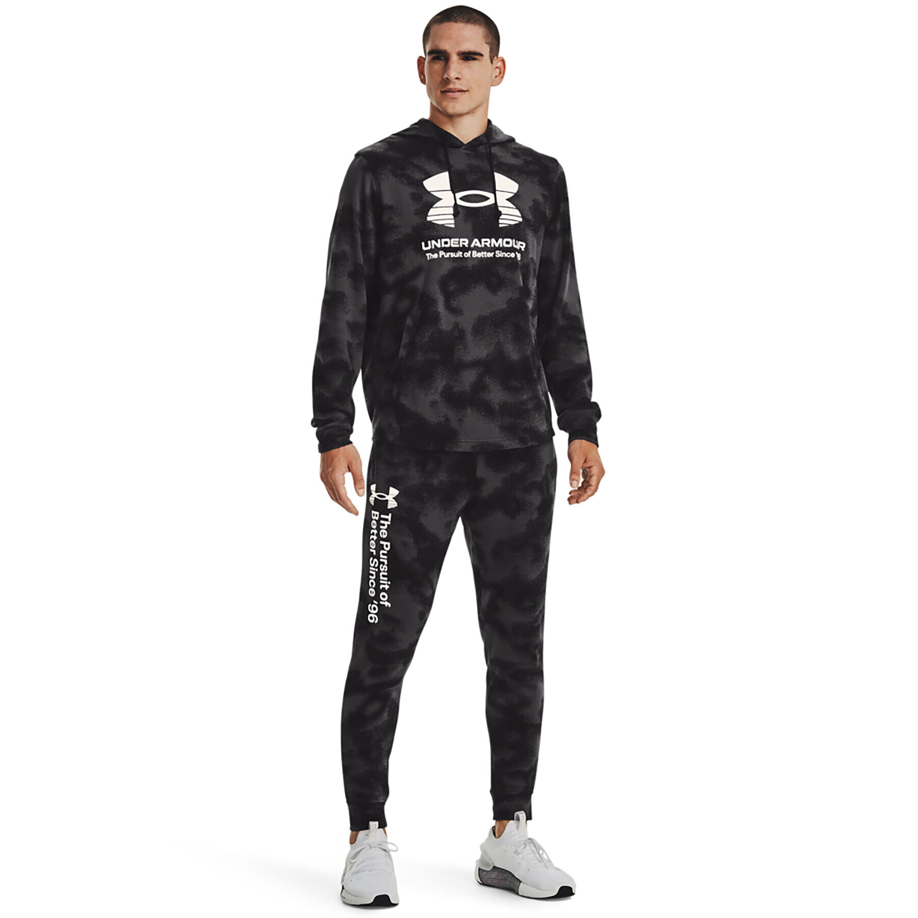 Under Armour Spodnji del trenirke UA Rival Terry Novelty Jgr 1377593 Črna Regular Fit - Pepit.si