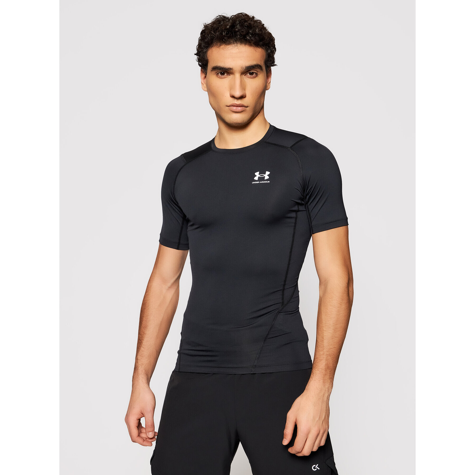 Under Armour Športna majica Ua HeatGear 1361518 Črna Slim Fit - Pepit.si