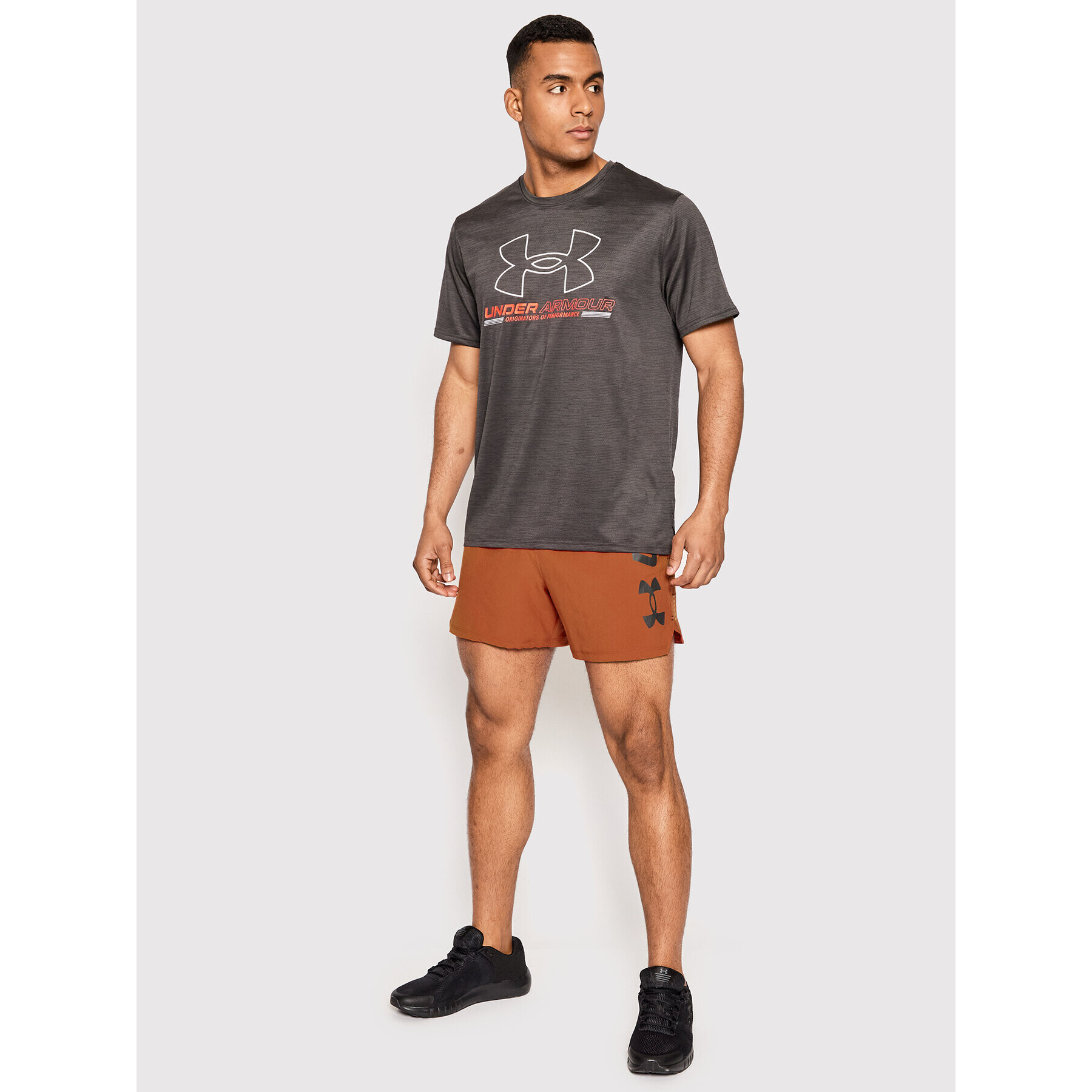 Under Armour Športne kratke hlače Speedpocket 5 1361486 Oranžna Loose Fit - Pepit.si