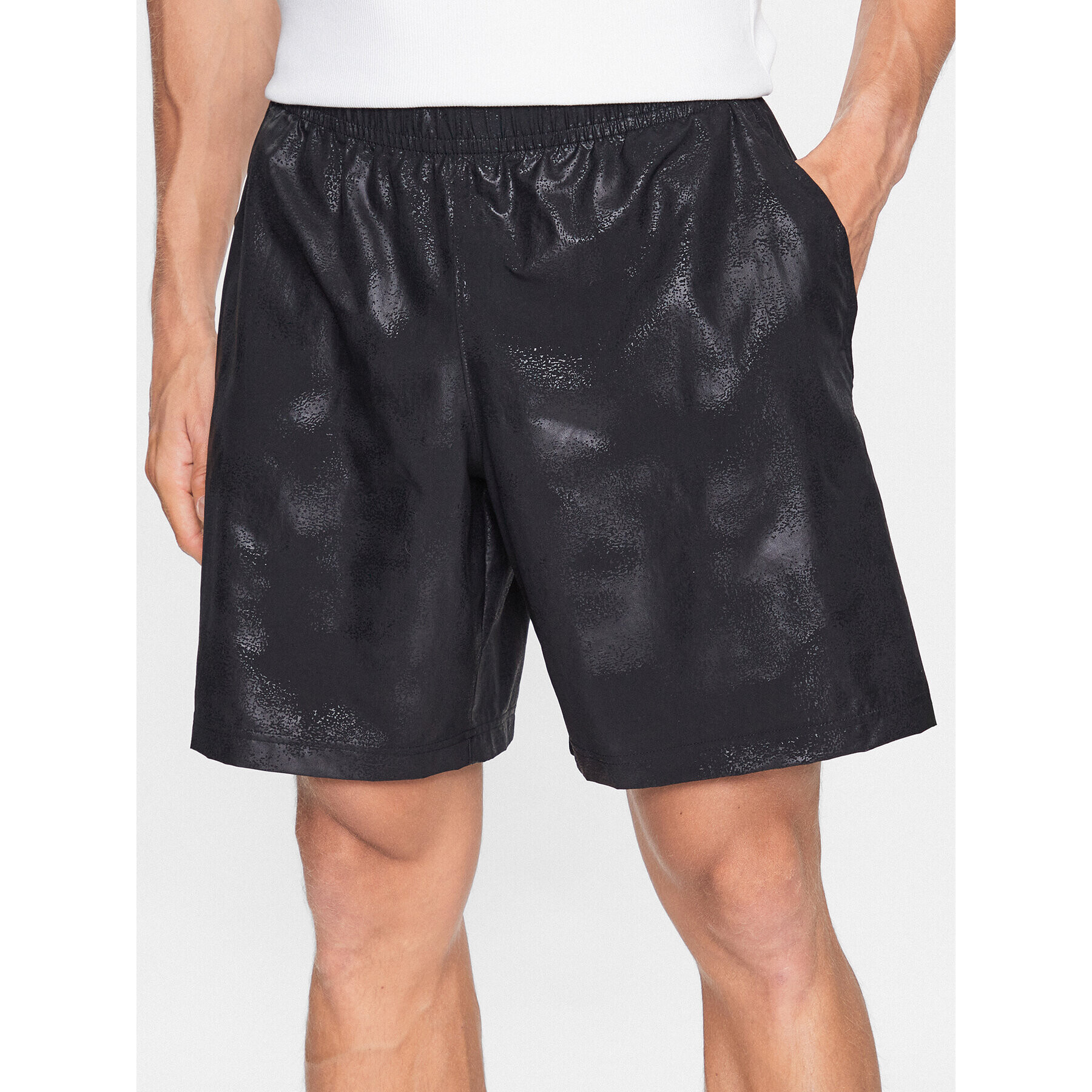 Under Armour Športne kratke hlače UA Woven Emboss Short 1377137 Črna Regular Fit - Pepit.si