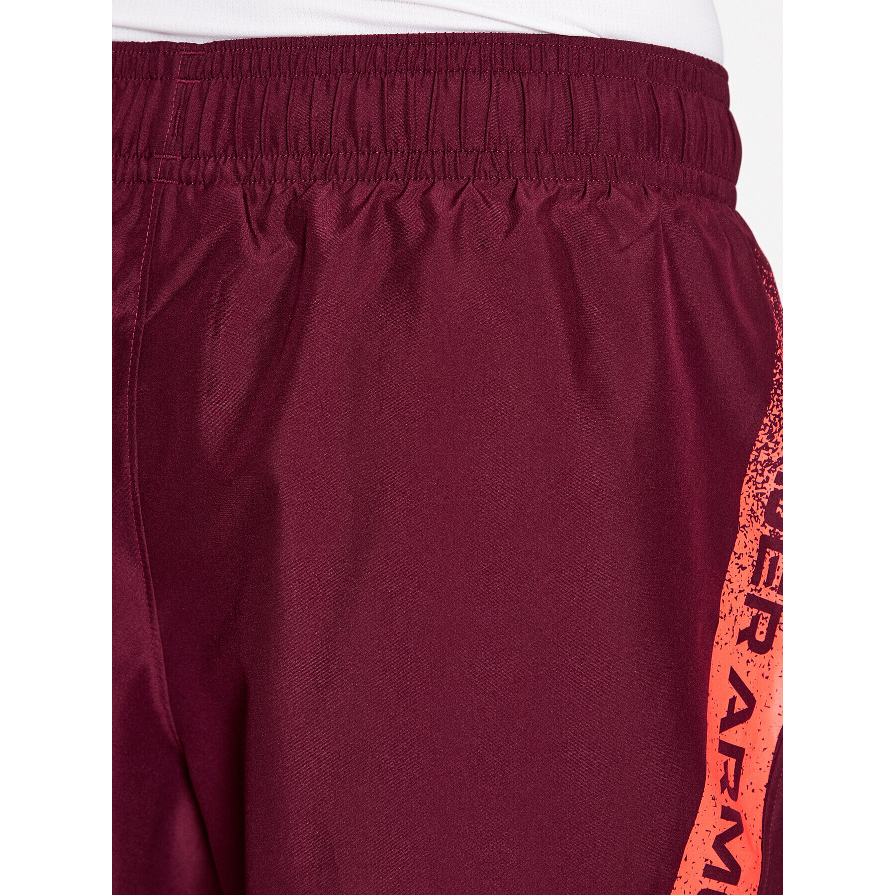 Under Armour Športne kratke hlače Ua Woven Graphic Shorts 1370388 Bordo rdeča Loose Fit - Pepit.si