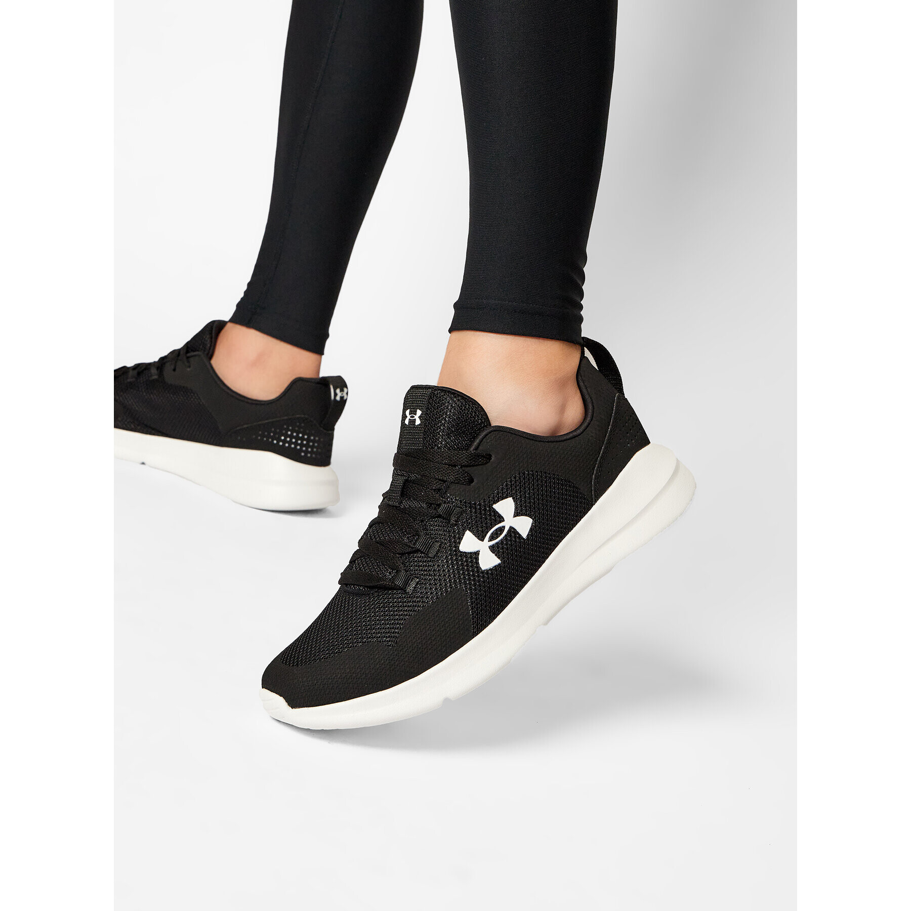 Under Armour Superge Ua Essential 3022954-001 Črna - Pepit.si